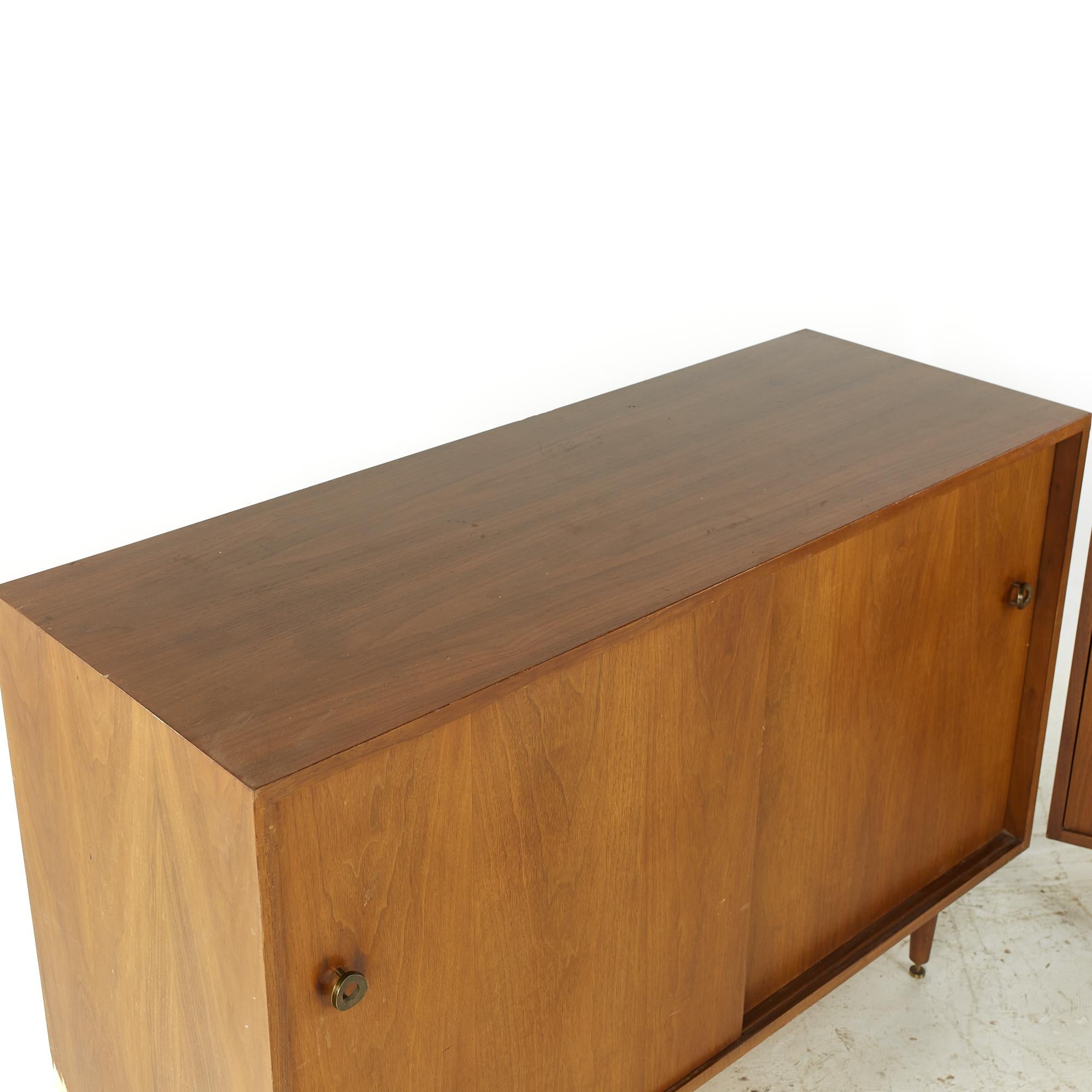 Milo Baughman for Glenn of California Midcentury Credenza In Good Condition For Sale In Countryside, IL