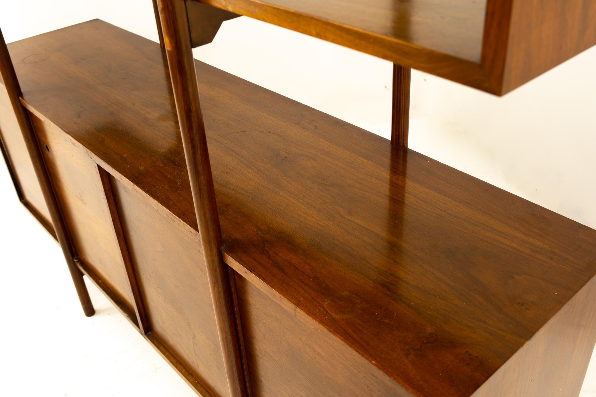 Walnut Milo Baughman for Glenn of California Midcentury Room Divider Bookshelf