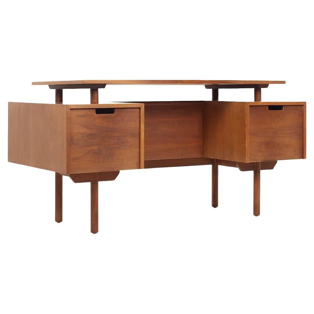 SOLD 02/06/24 Milo Baughman for Glenn of California Mid Century Walnut Desk