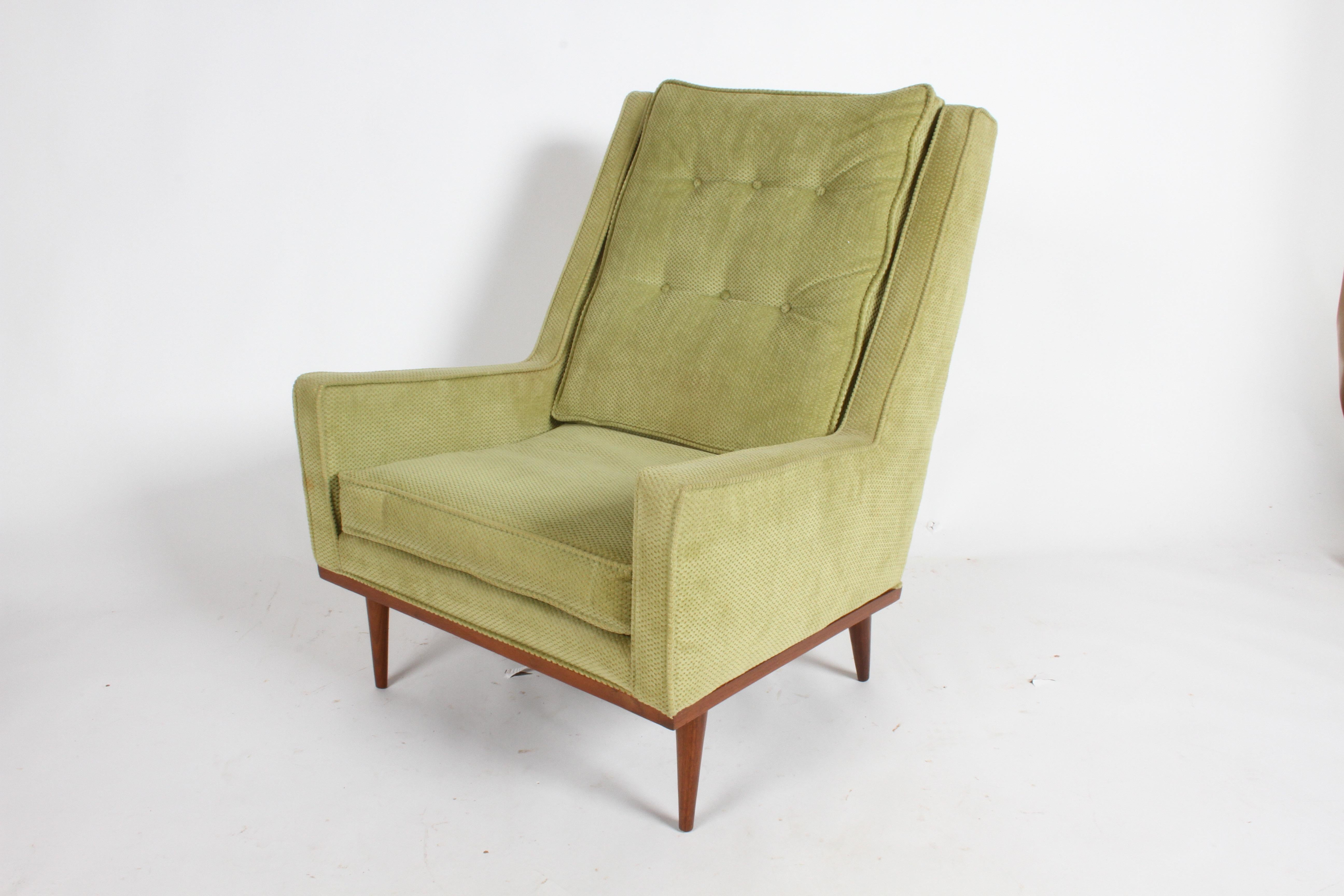 Milo Baughman for James Inc. king lounge chair, part of his articulate seating collection with Classic midcentury lines. This chair was reupholstered at some point in the last 20 years, walnut frame is original. Upholstery clean with minor stains.
