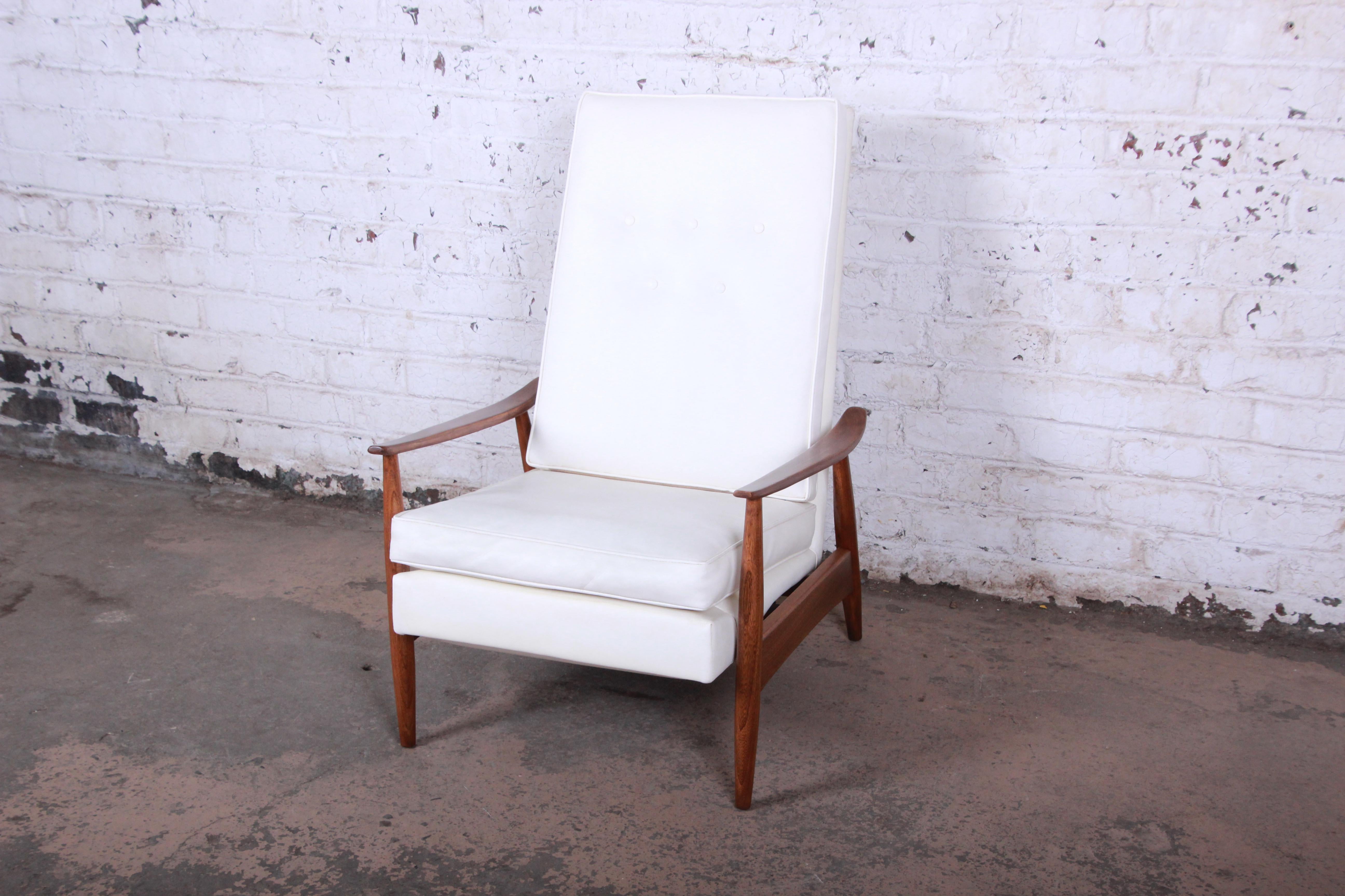 Mid-20th Century Milo Baughman for James Inc. Reclining Lounge Chair, Newly Refinished