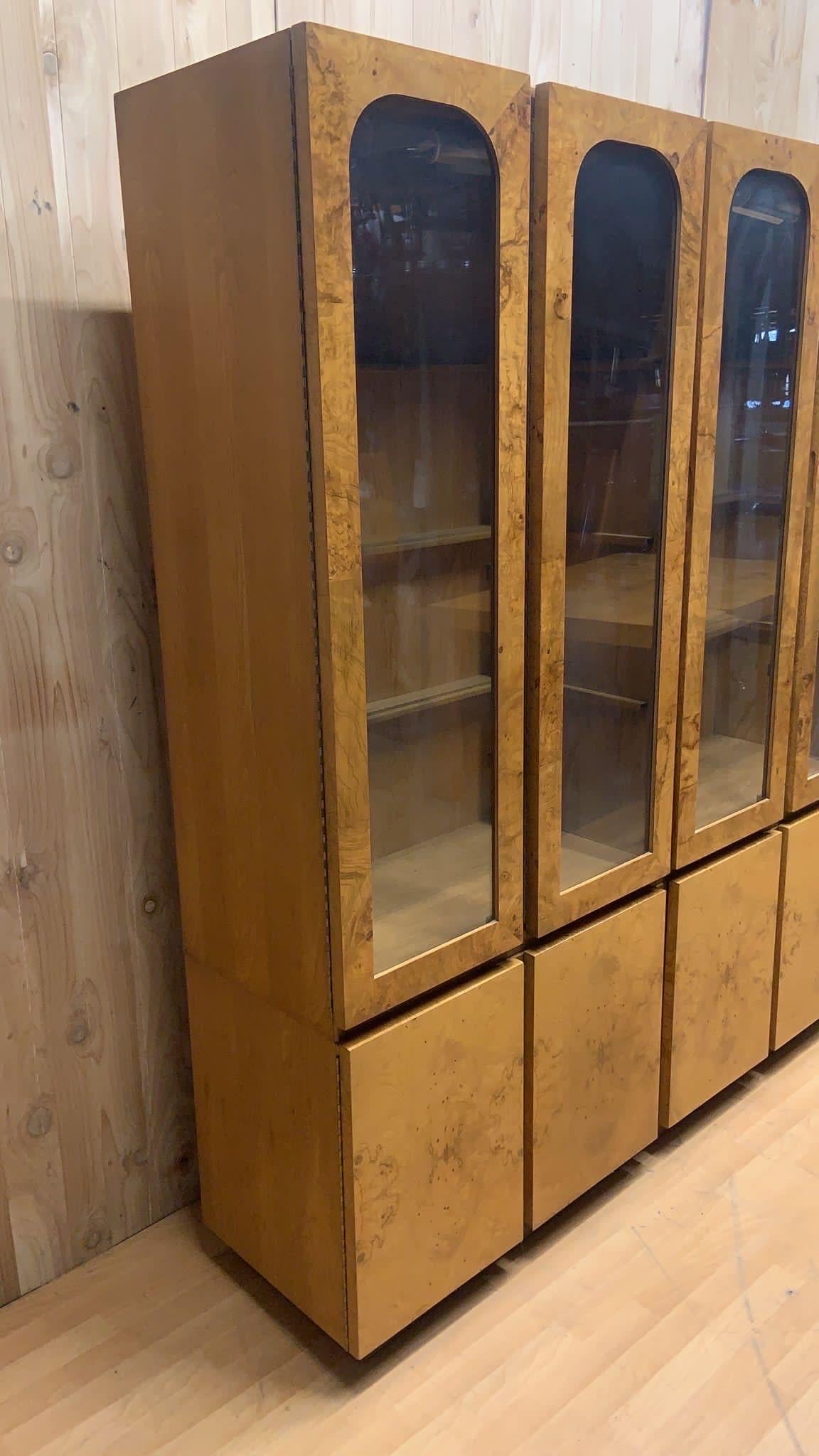 Mid Century Modern Milo Baughman for Lane Furniture Burl Olive Wood Two Piece Display/China Cabinet 

Gorgeous display cabinet features 4 arched top glass panel doors and 

Stunning two-piece china/display cabinet. The 4 curved arches on top of