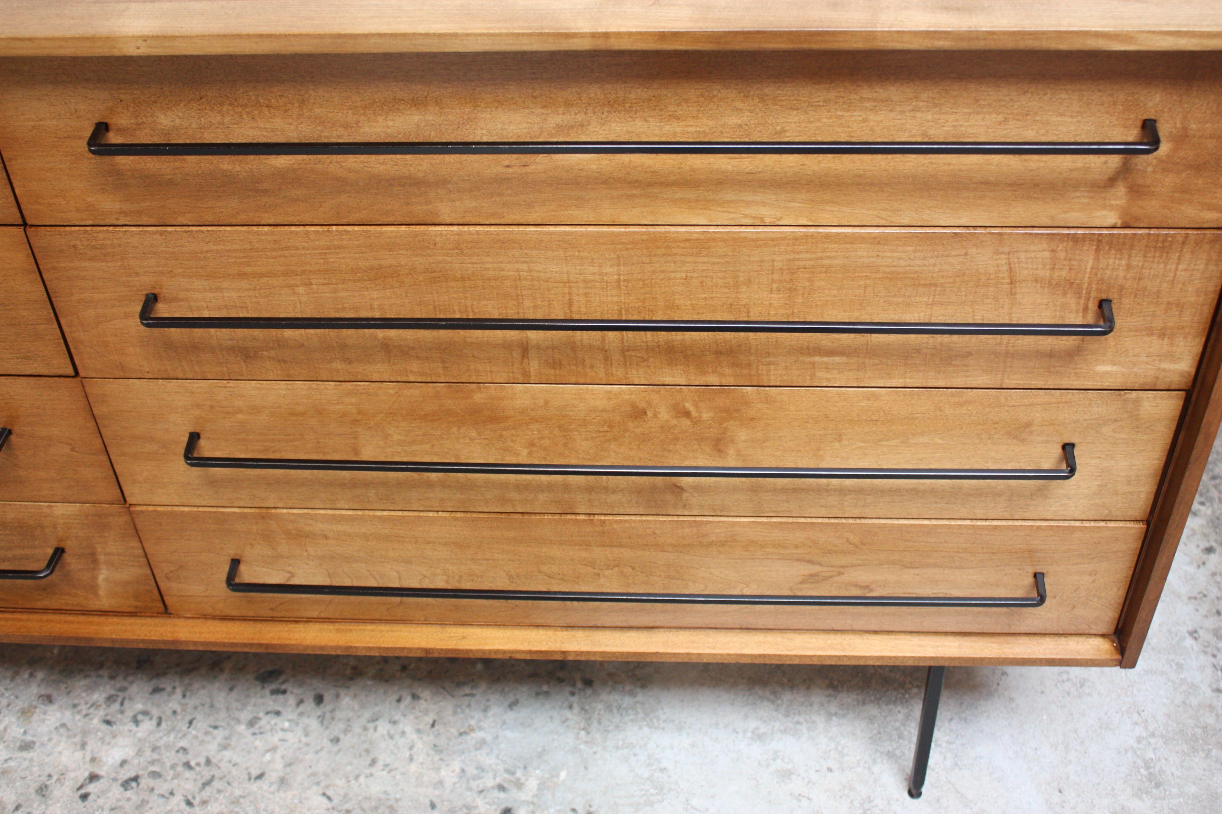 Milo Baughman for Murray Eight-Drawer Chest in Maple and Iron 5