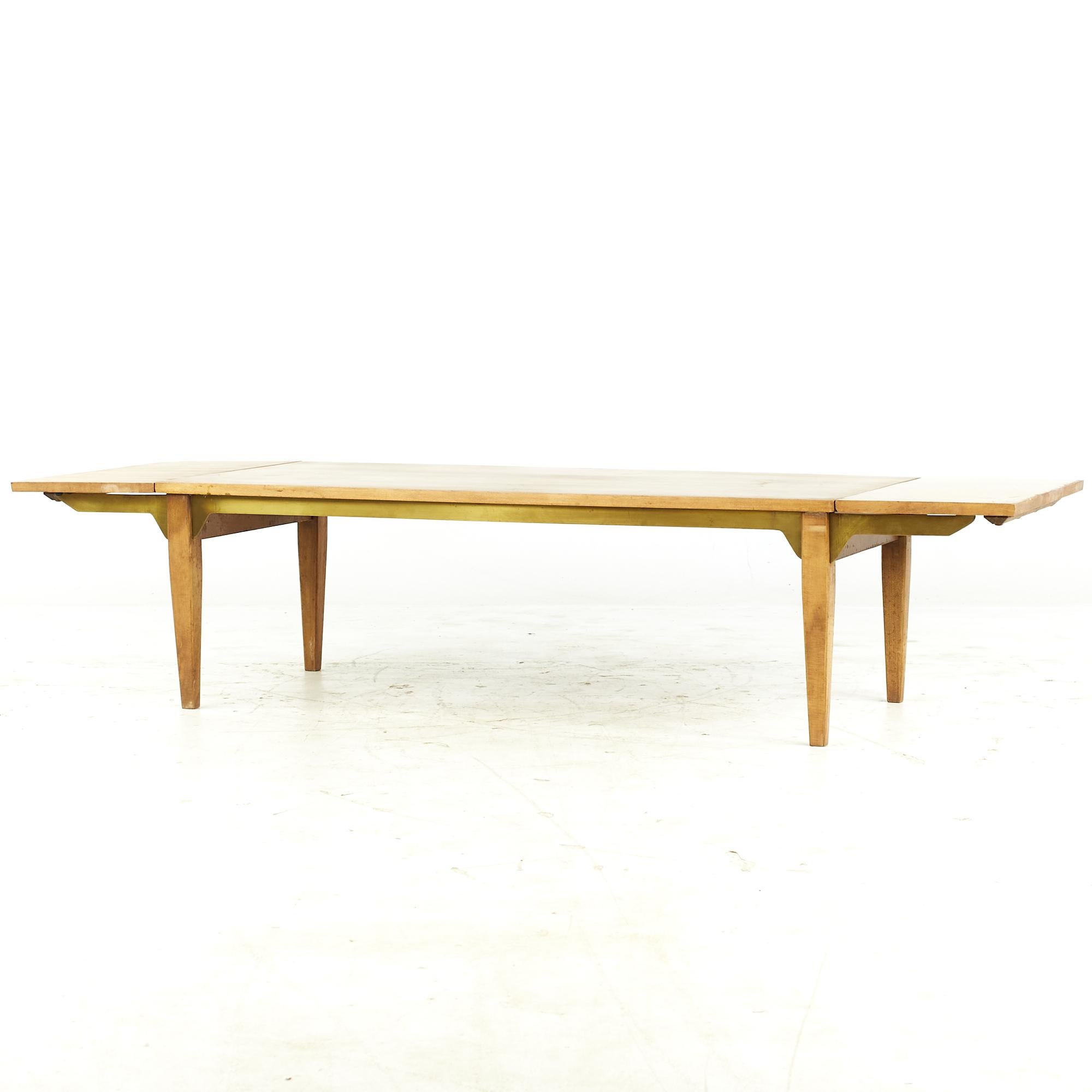 Mid-Century Modern Milo Baughman for Murray Midcentury Expanding Bench Brass Coffee Table For Sale