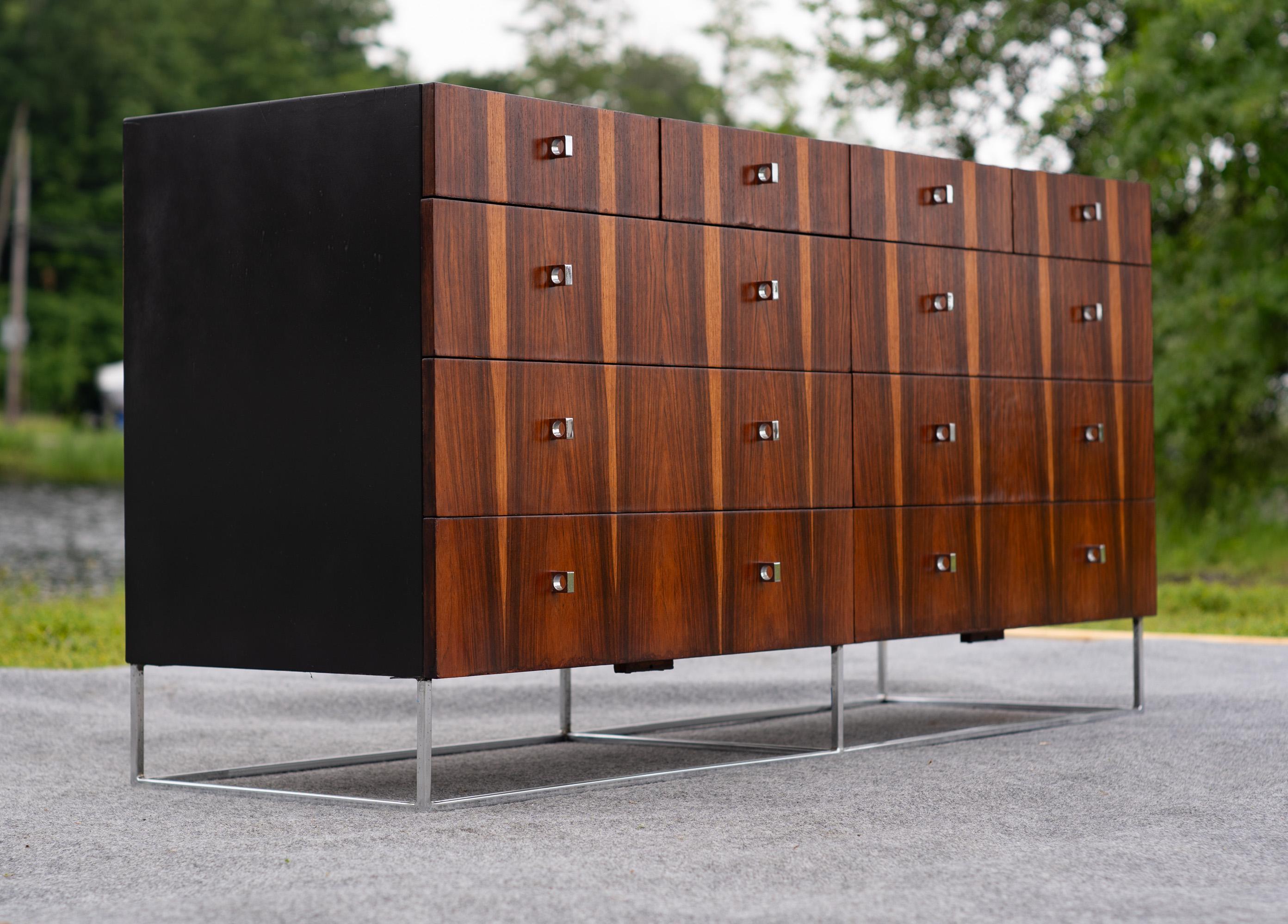 Milo Baughman für Rougier Palisander & Chrom 10-Schubladen-Credenza-Schrank Kommode (Moderne der Mitte des Jahrhunderts) im Angebot