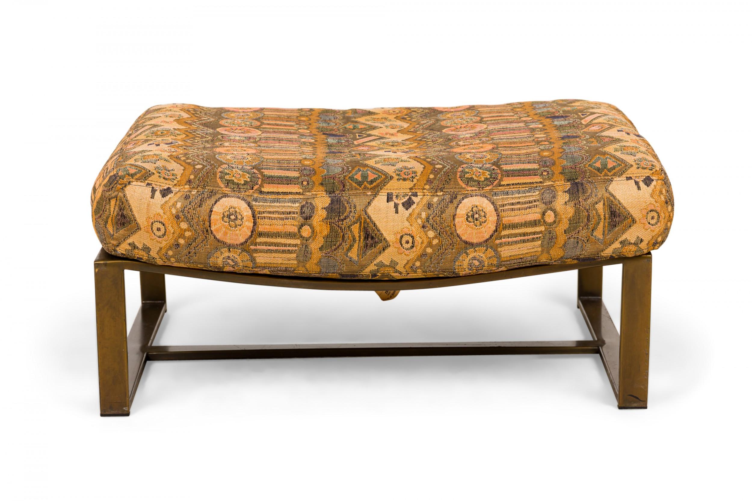 Milo Baughman for Thayer Coggin Beige Patterned Upholstery and Walnut Footstool In Good Condition For Sale In New York, NY