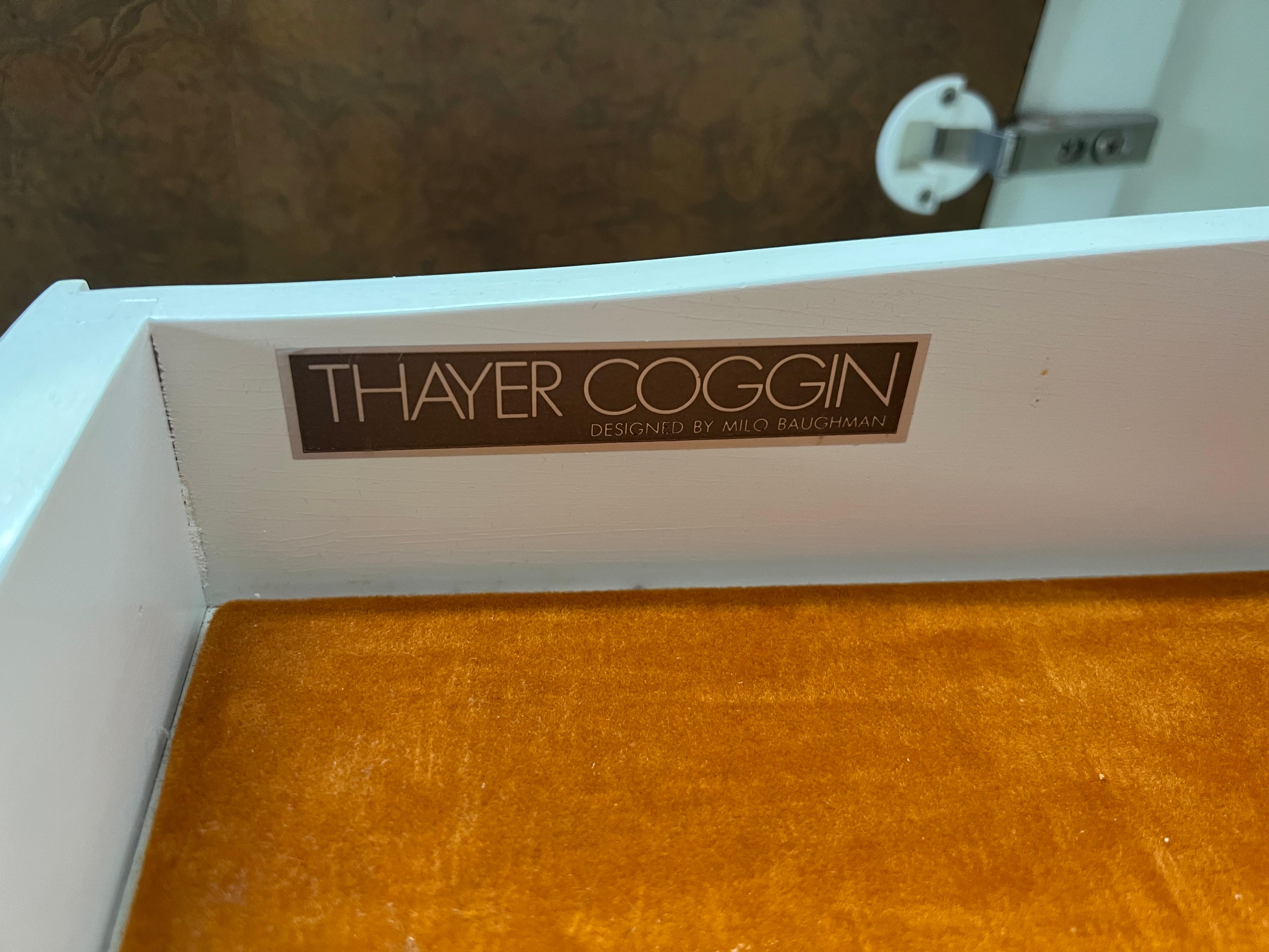 Crdence en bois de broussin Milo Baughman pour Thayer Coggin en vente 3