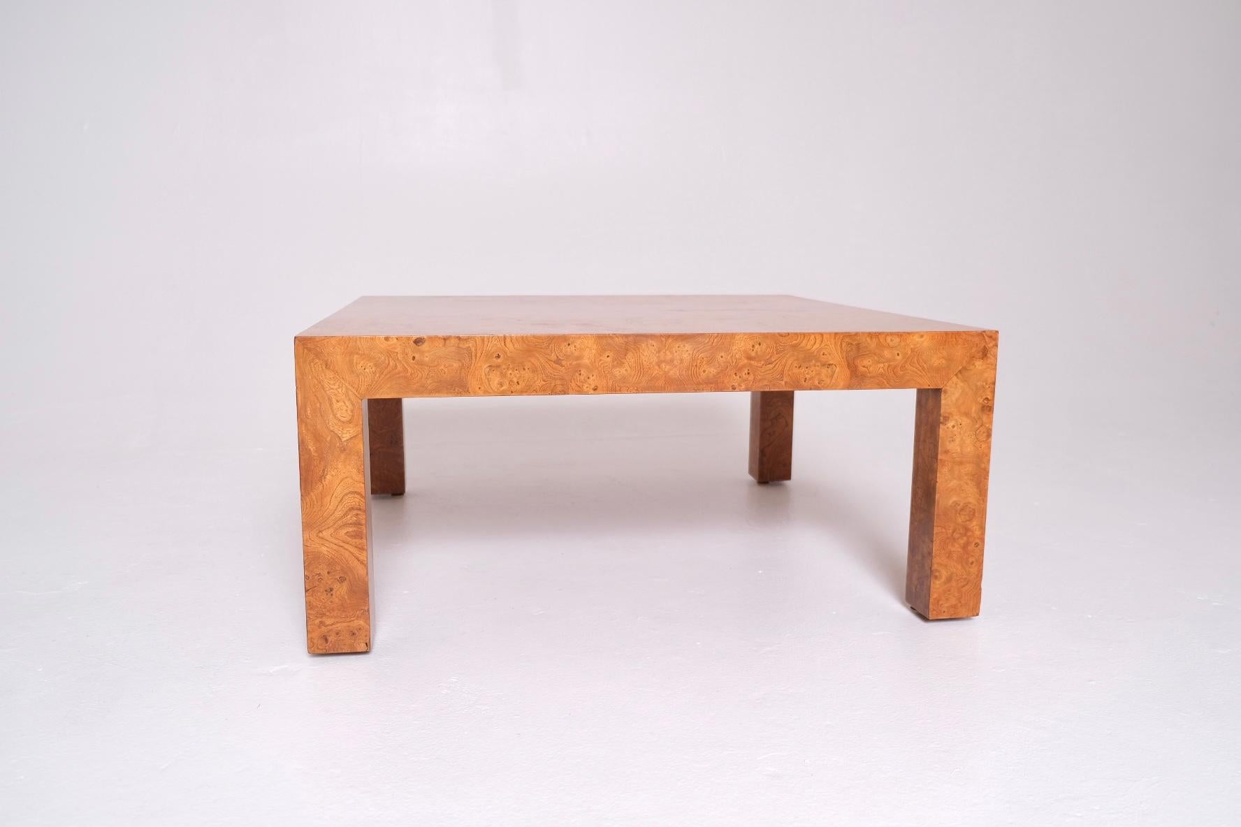 Placage Table basse Parsons en bois de ronce, Milo Baughman pour Thayer Coggin, années 1970 en vente
