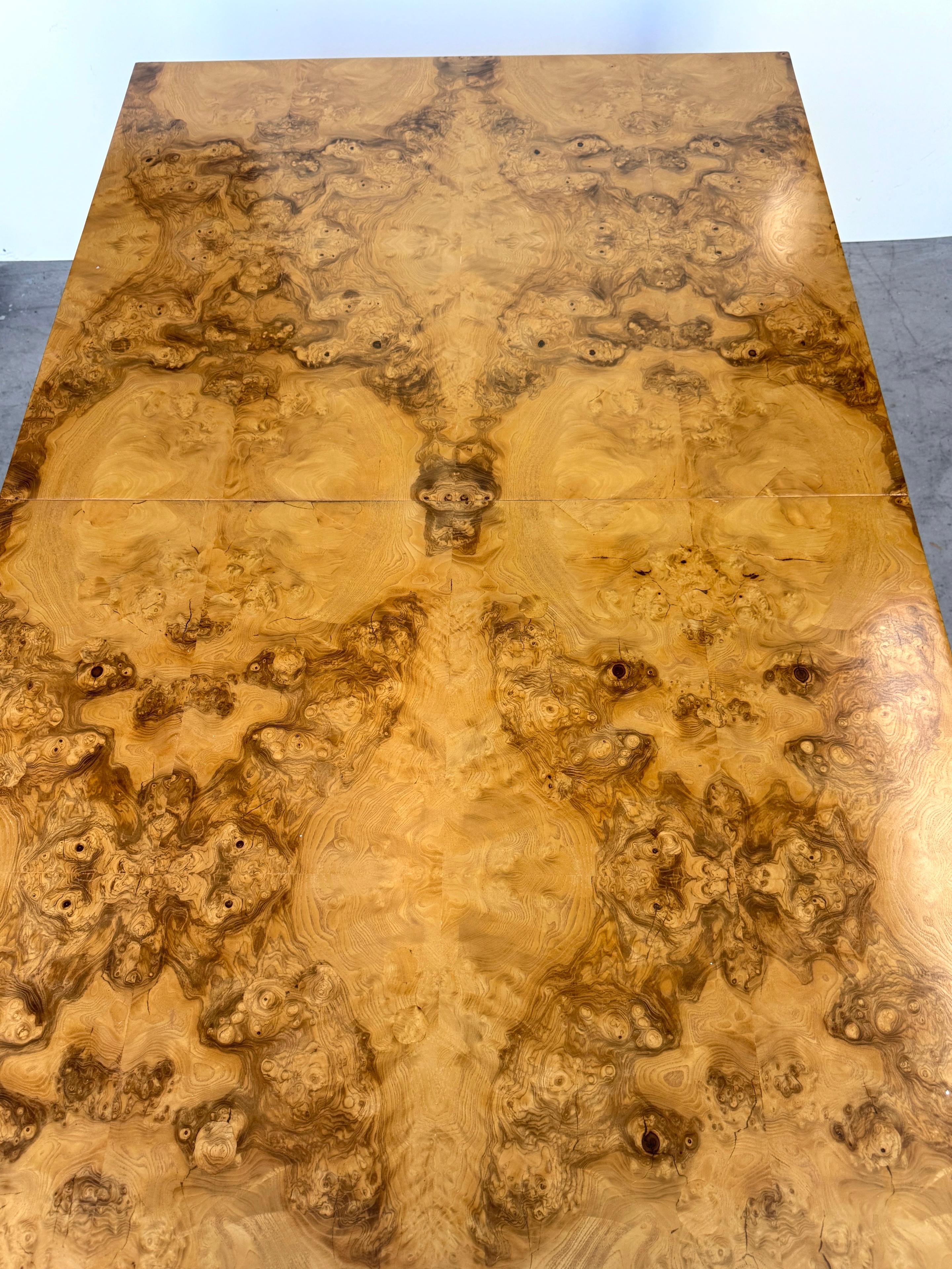 Milo Baughman para Thayer Coggin Mesa de comedor extensible Parsons de madera de arce, 2 hojas siglo XX en venta