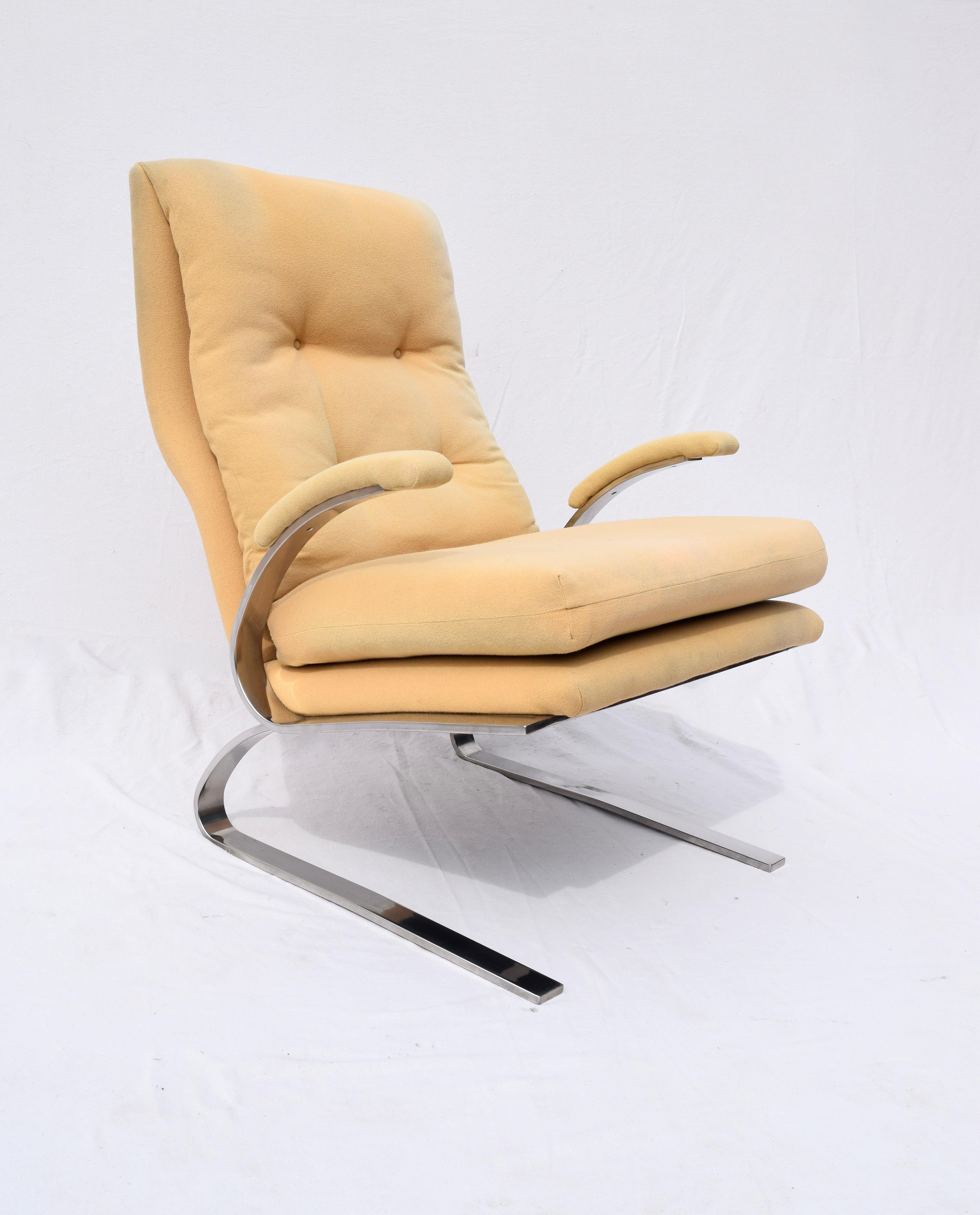 Marvelously comfortable Milo Baughman chrome chair and ottoman, USA, 1970s.
Dimensions (H.W.D): 42