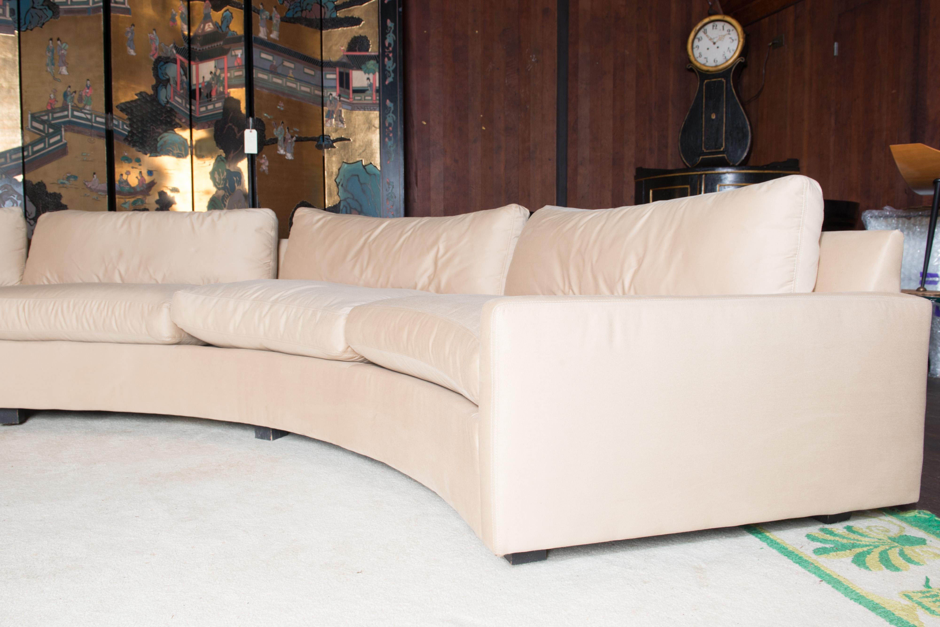Milo Baughman for Thayer Coggin Circular Sectional Sofa In Good Condition For Sale In Stamford, CT