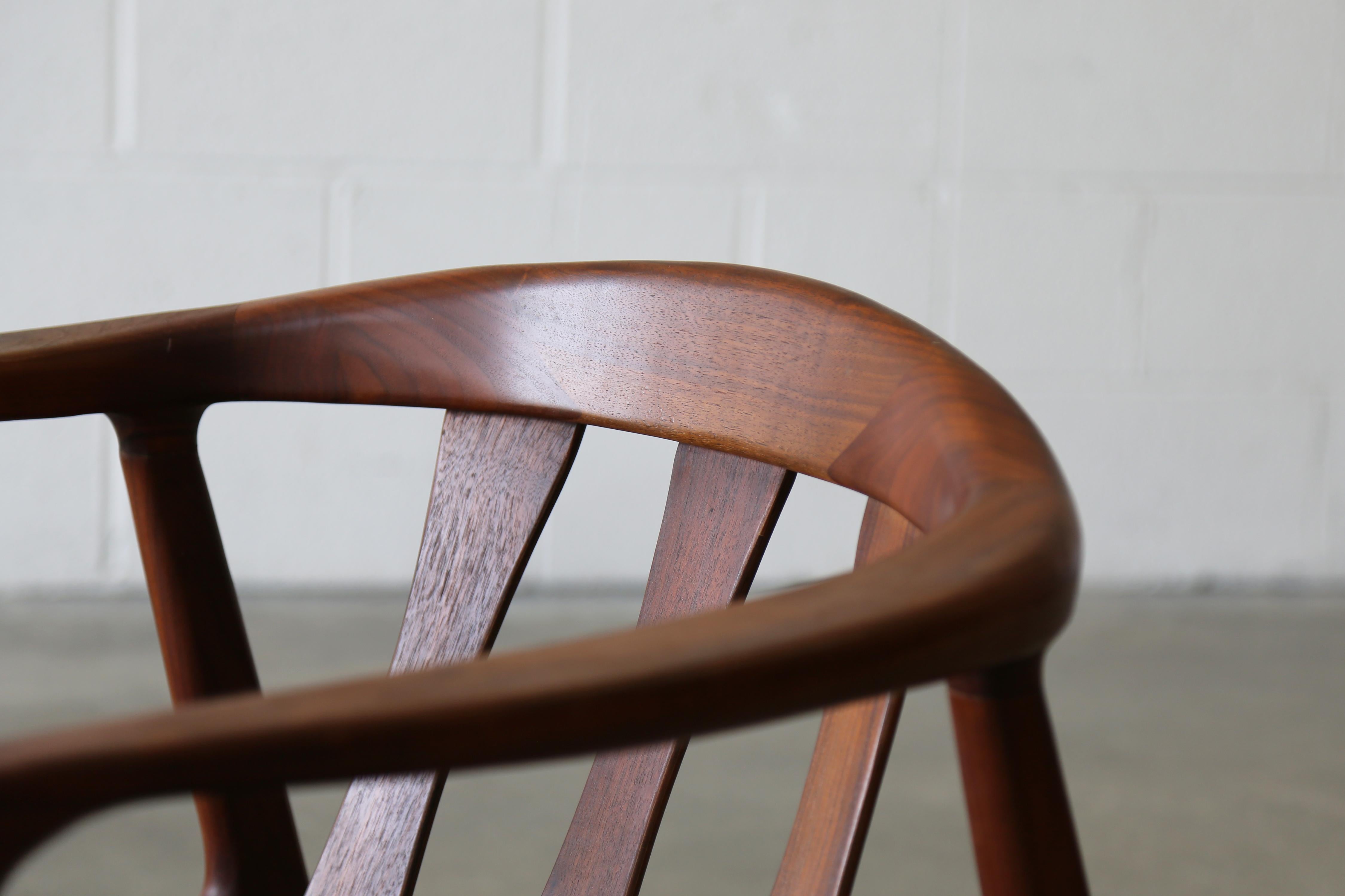 Milo Baughman for Thayer Coggin Cooper lounge Chair Solid Walnut 1