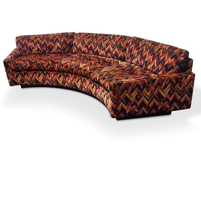 Mid-Century Modern Milo Baughman for Thayer Coggin Curved Sofa For Sale