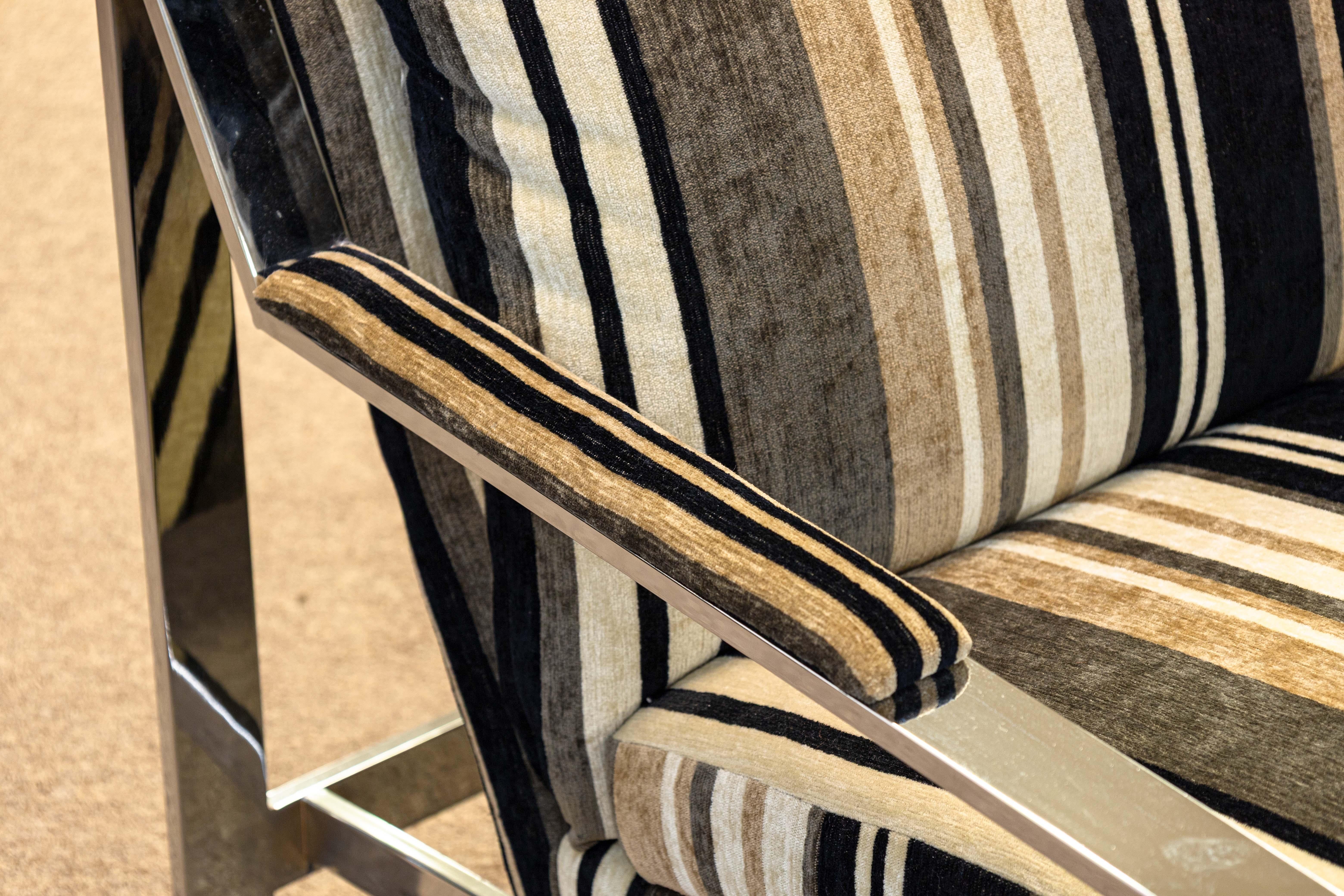 Milo Baughman for Thayer Coggin Flat Bar Chrome Lounge Armchair w Striped Fabric In Good Condition In Keego Harbor, MI