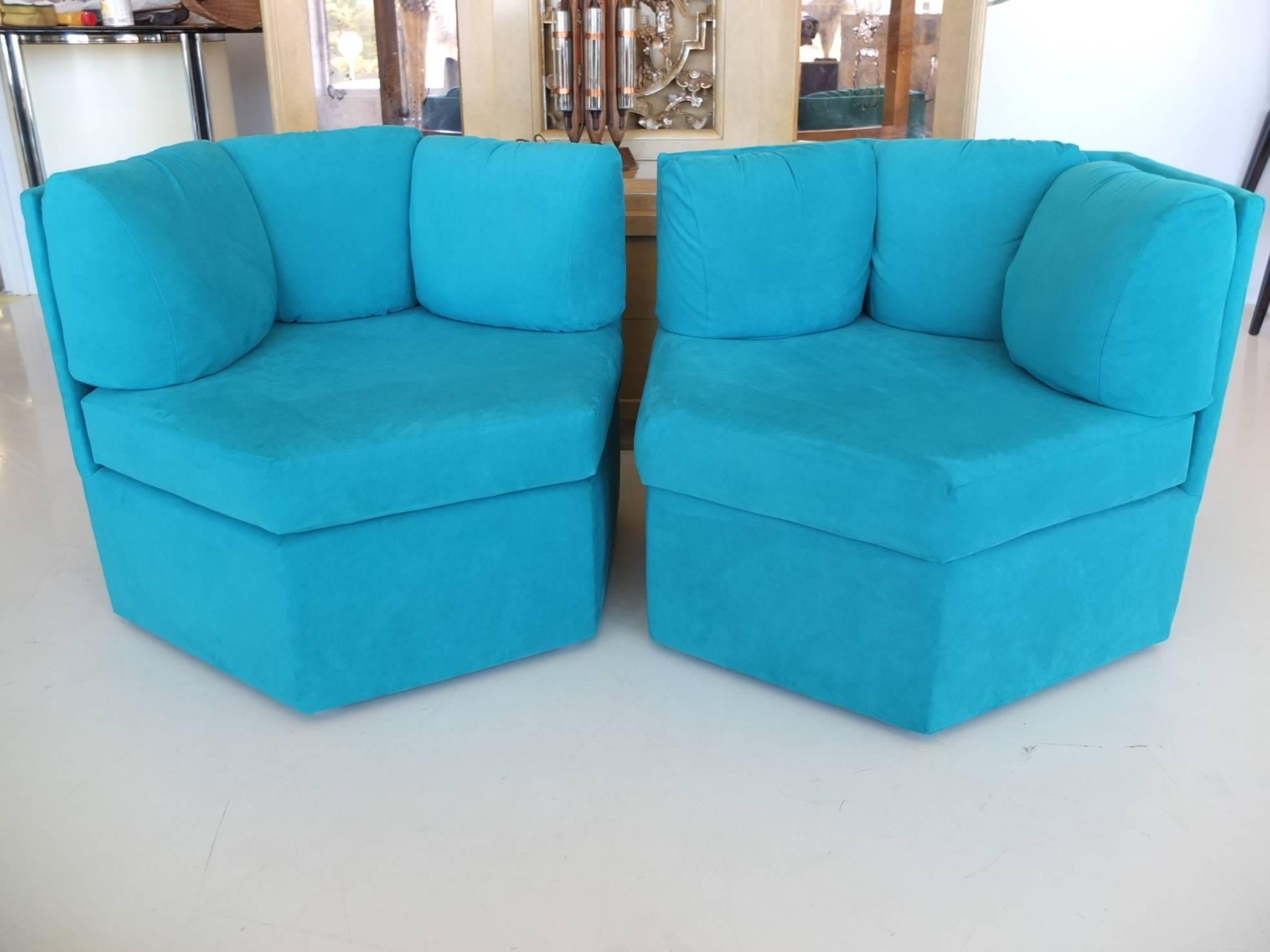 Milo Baughman for Thayer Coggin Hexagonal Swivel Lounge Chairs (3 available) 7