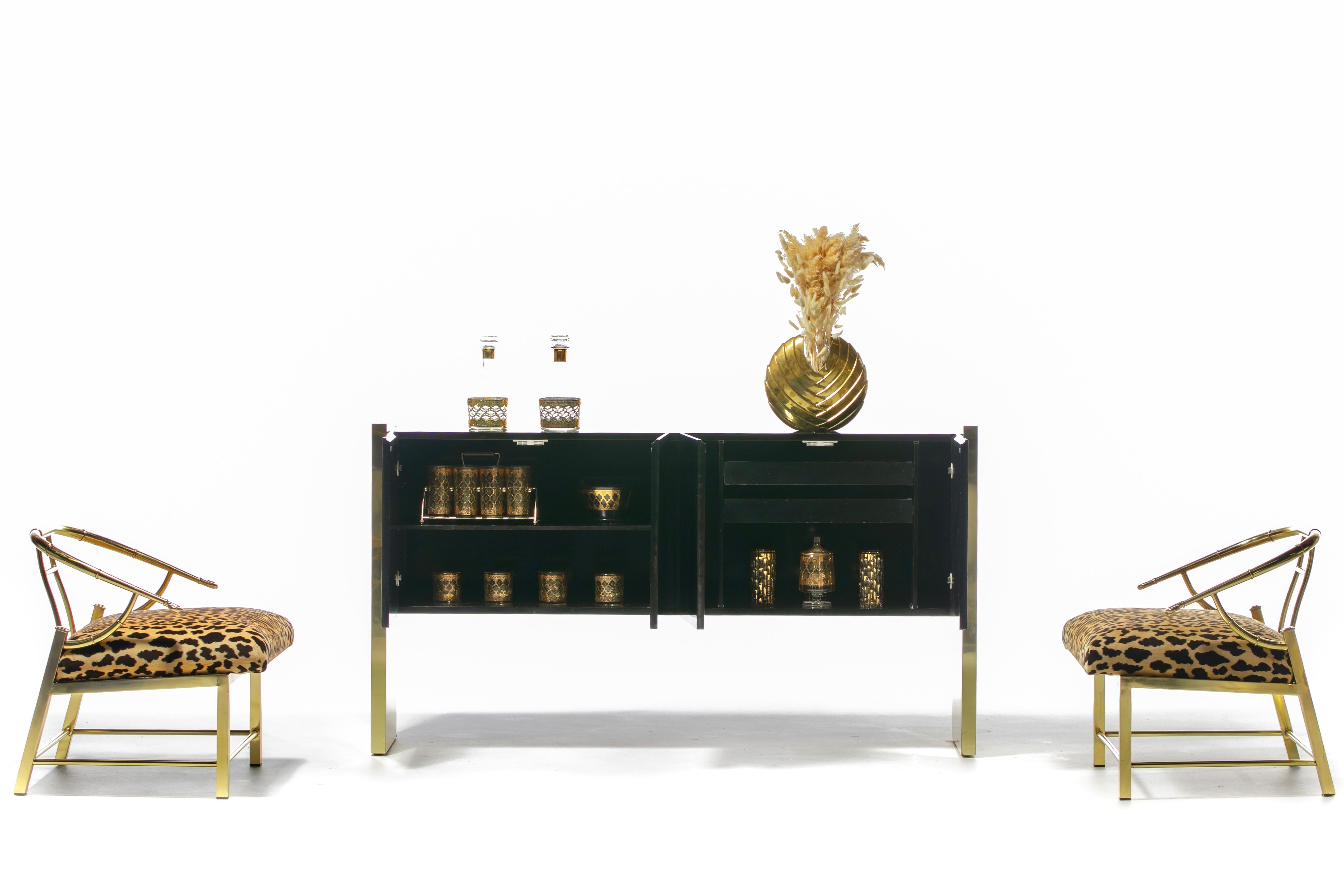 Mid-Century Modern Milo Baughman for Thayer Coggin Lacquer and Brass Credenza For Sale
