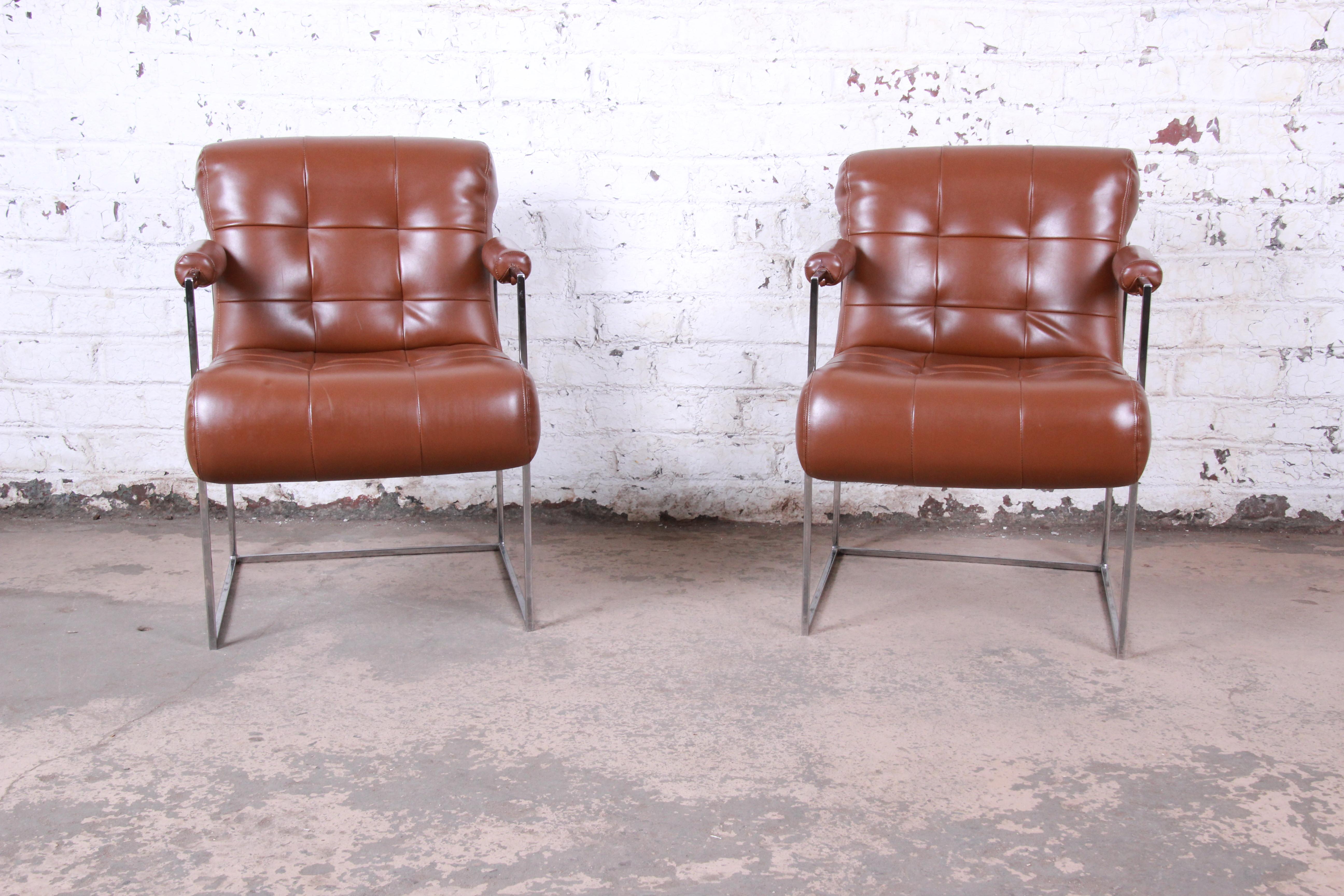 Late 20th Century Milo Baughman for Thayer Coggin Leather and Chrome Lounge Chairs, Pair