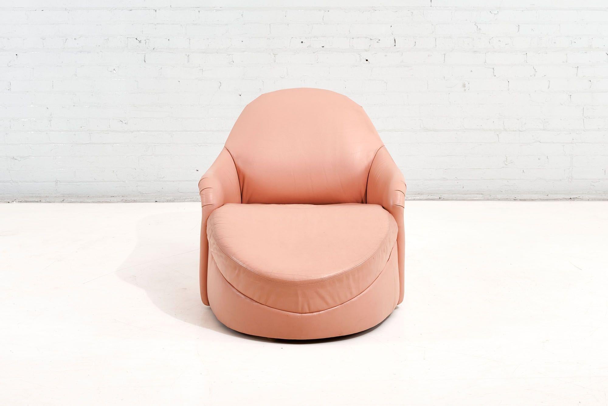 Milo Baughman for Thayer Coggin leather swivel chaise, 1980, Original pink leather.
