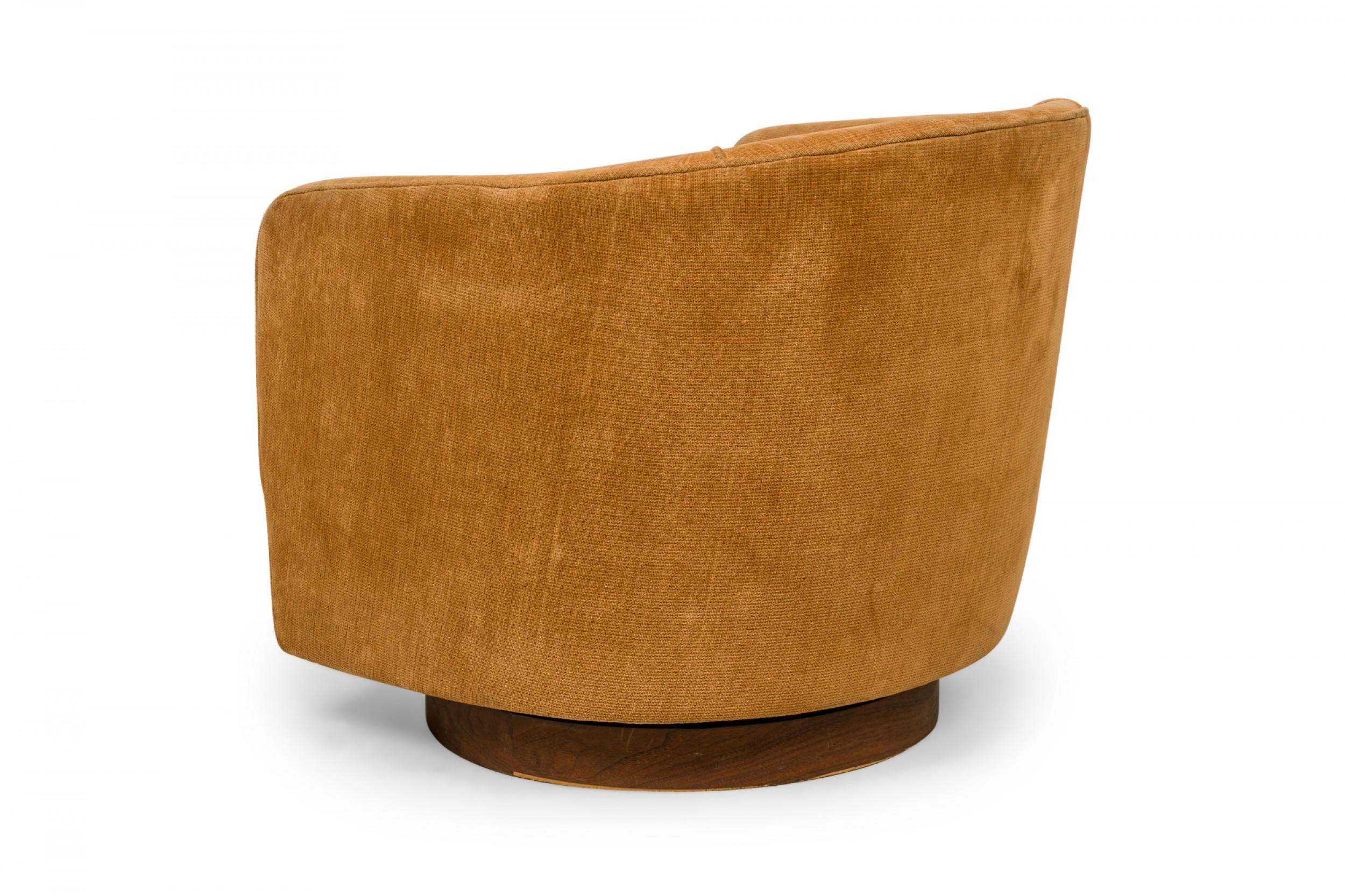 Mid-Century Modern Milo Baughman for Thayer Coggin Light Brown Velour Horseshoe Lounge Armchair For Sale