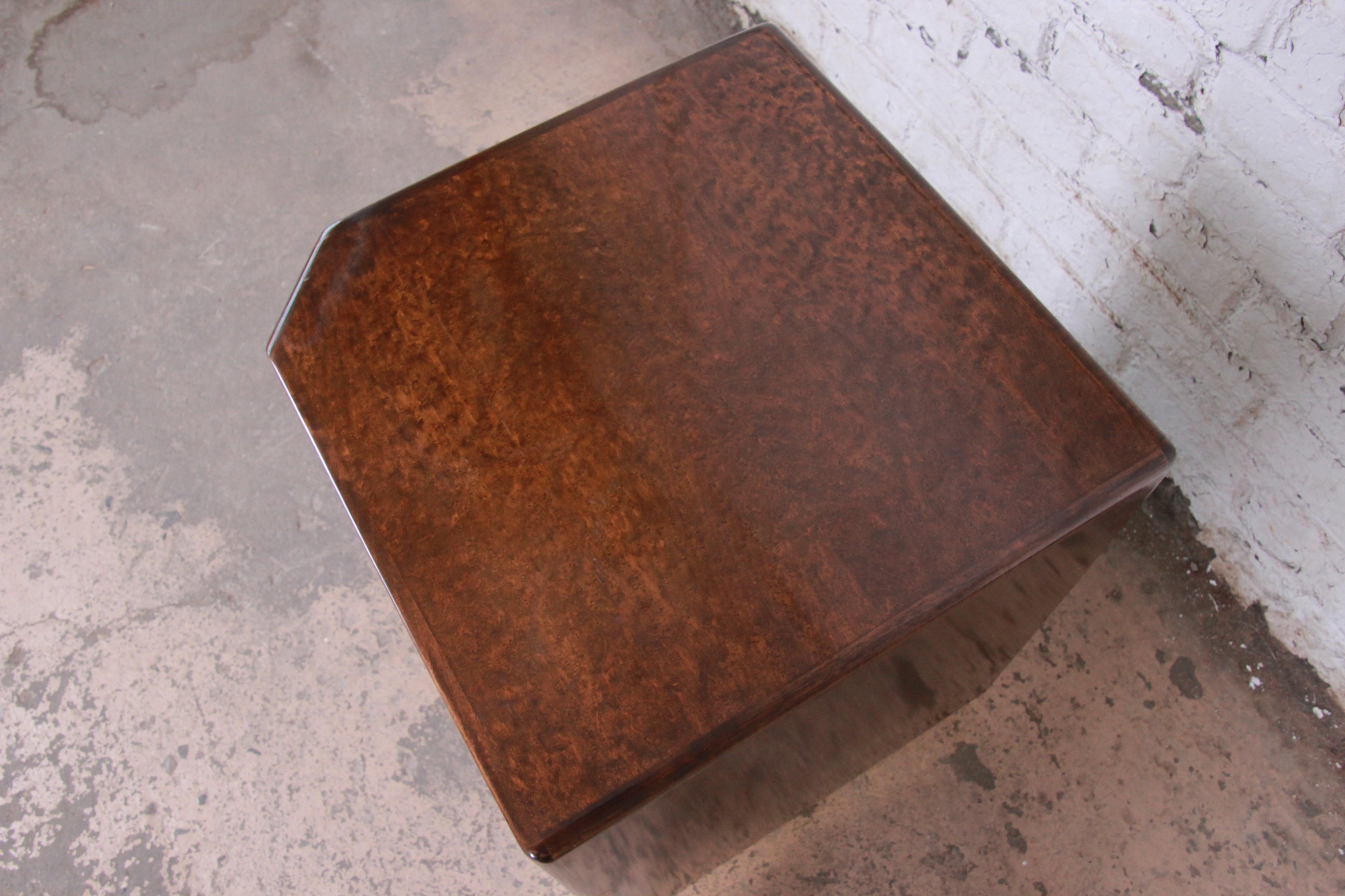 Milo Baughman for Thayer Coggin Maple and Brass Cube Side Table In Good Condition In South Bend, IN