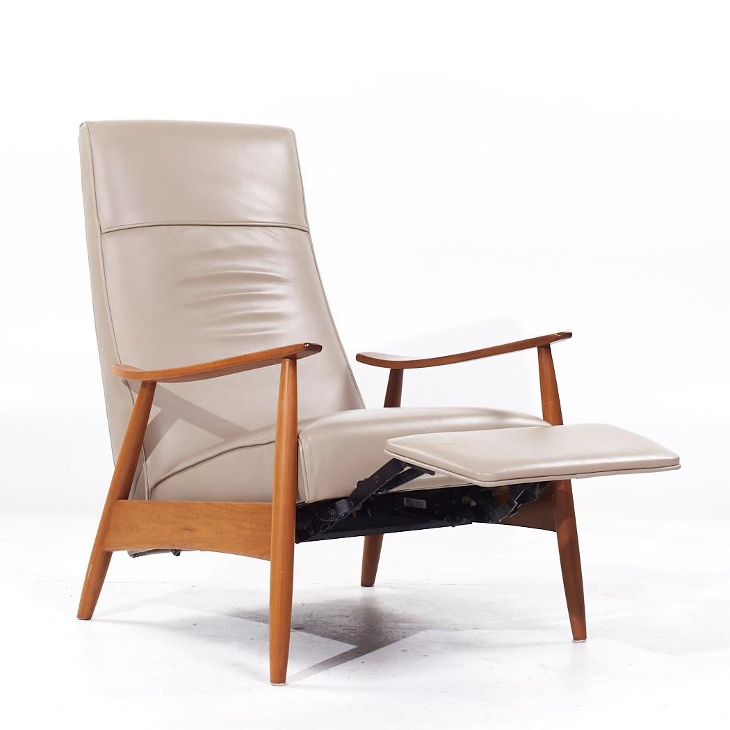 Milo Baughman für Thayer Coggin MCM Loungesessel aus Leder und Nussbaumholz mit Liegesessel im Angebot 4