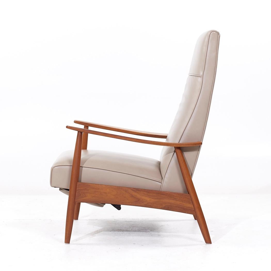 Milo Baughman für Thayer Coggin MCM Loungesessel aus Leder und Nussbaumholz mit Liegesessel im Angebot 2