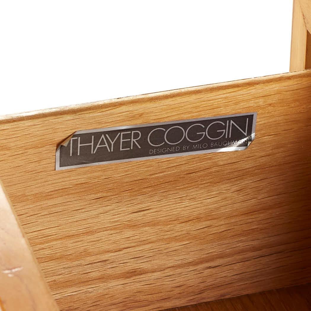 Meuble de rangement à 2 portes et 3 tiroirs Milo Baughman pour Thayer Coggin du milieu du siècle dernier en vente 11