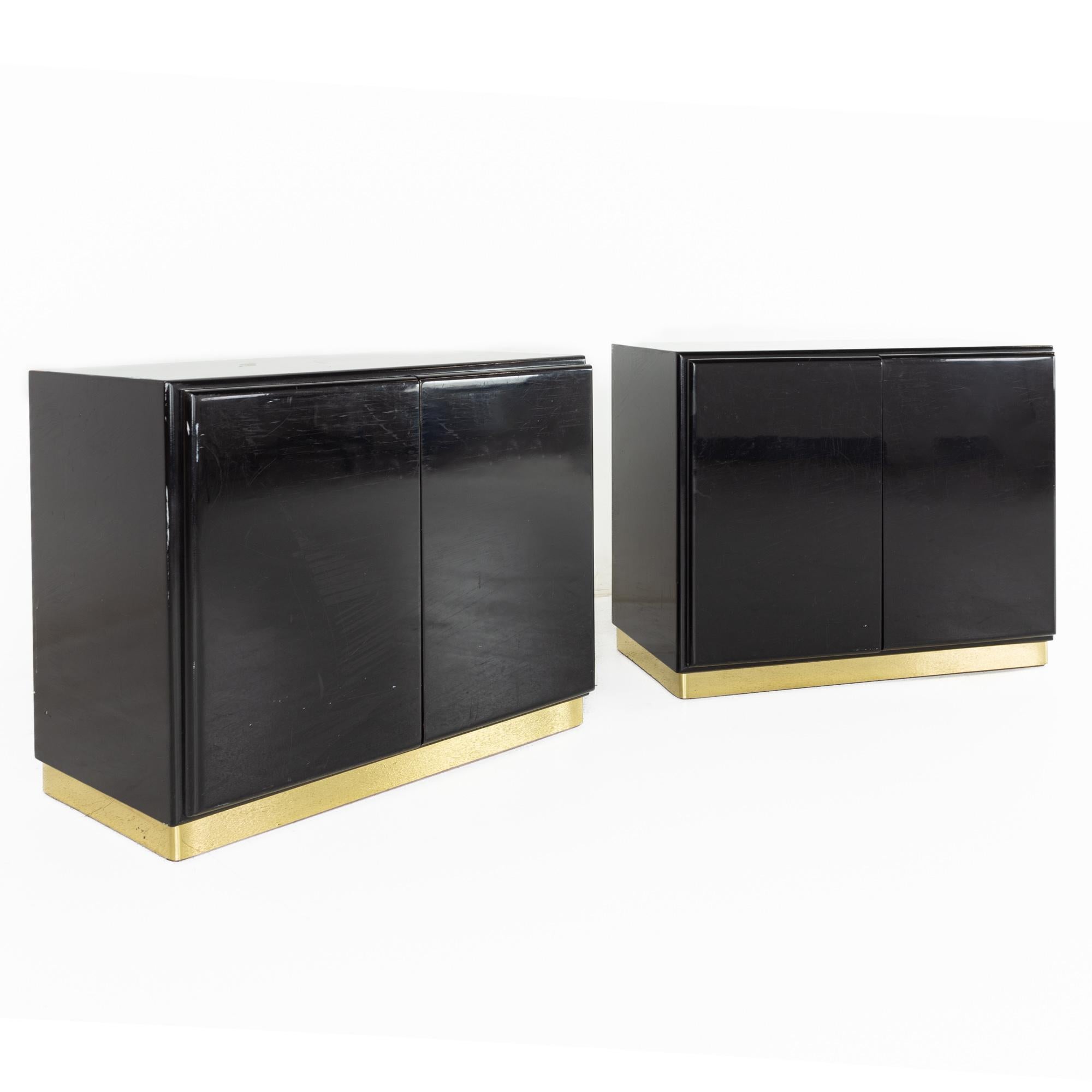 Milo Baughman for Thayer Coggin mid century black lacquer and brass nightstands - pair

Each nightstand measures: 32 wide x 18 deep x 26 inches high

All pieces of furniture can be had in what we call restored vintage condition. That means the