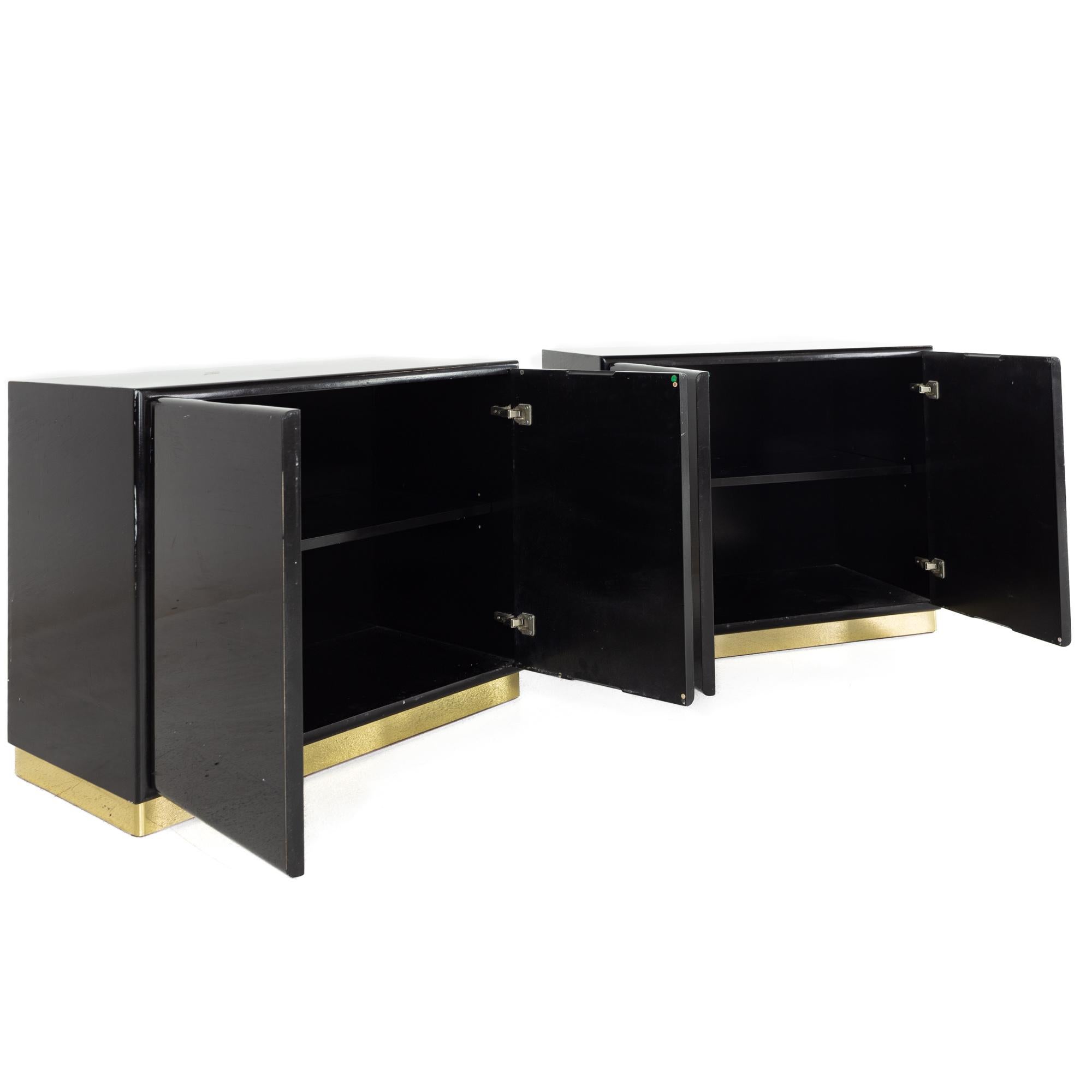 American Milo Baughman for Thayer Coggin Mid Century Black Lacquer and Brass Nightstands For Sale