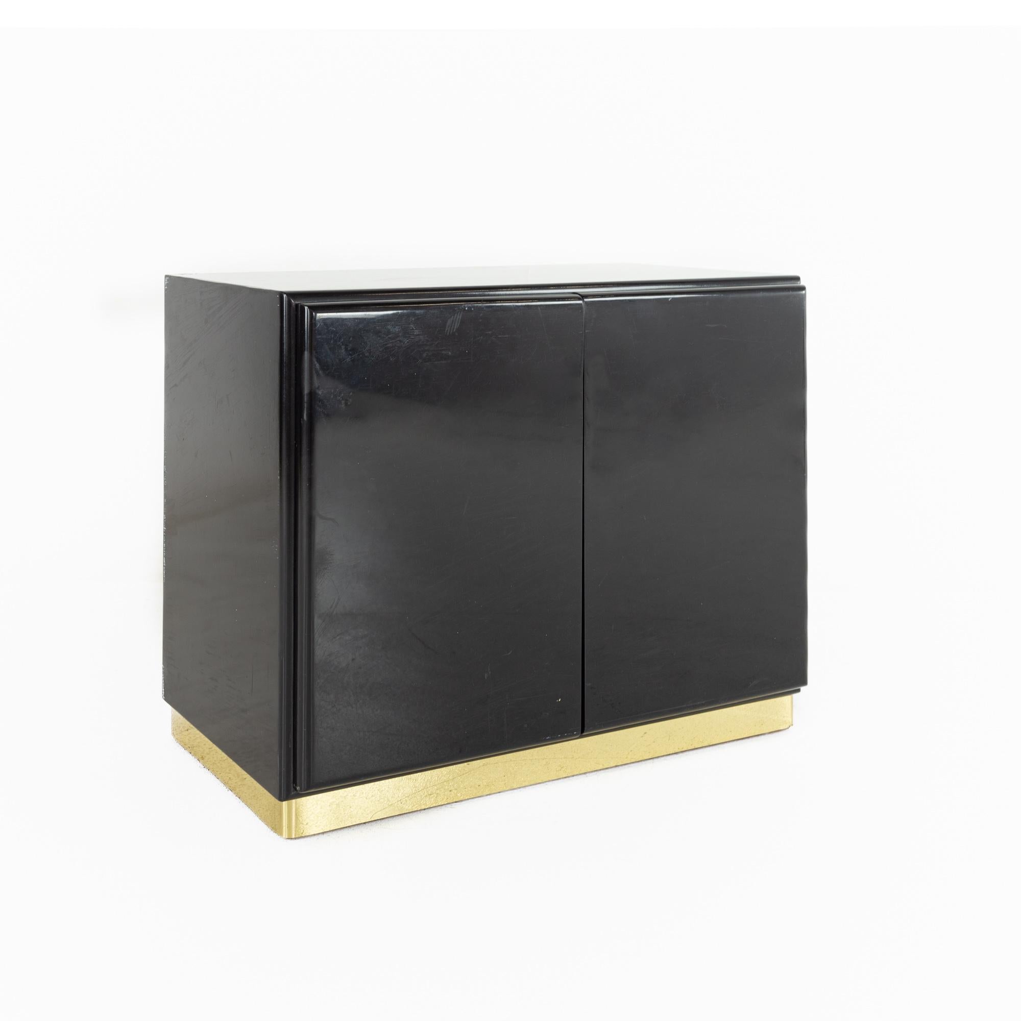 Late 20th Century Milo Baughman for Thayer Coggin Mid Century Black Lacquer and Brass Nightstands For Sale