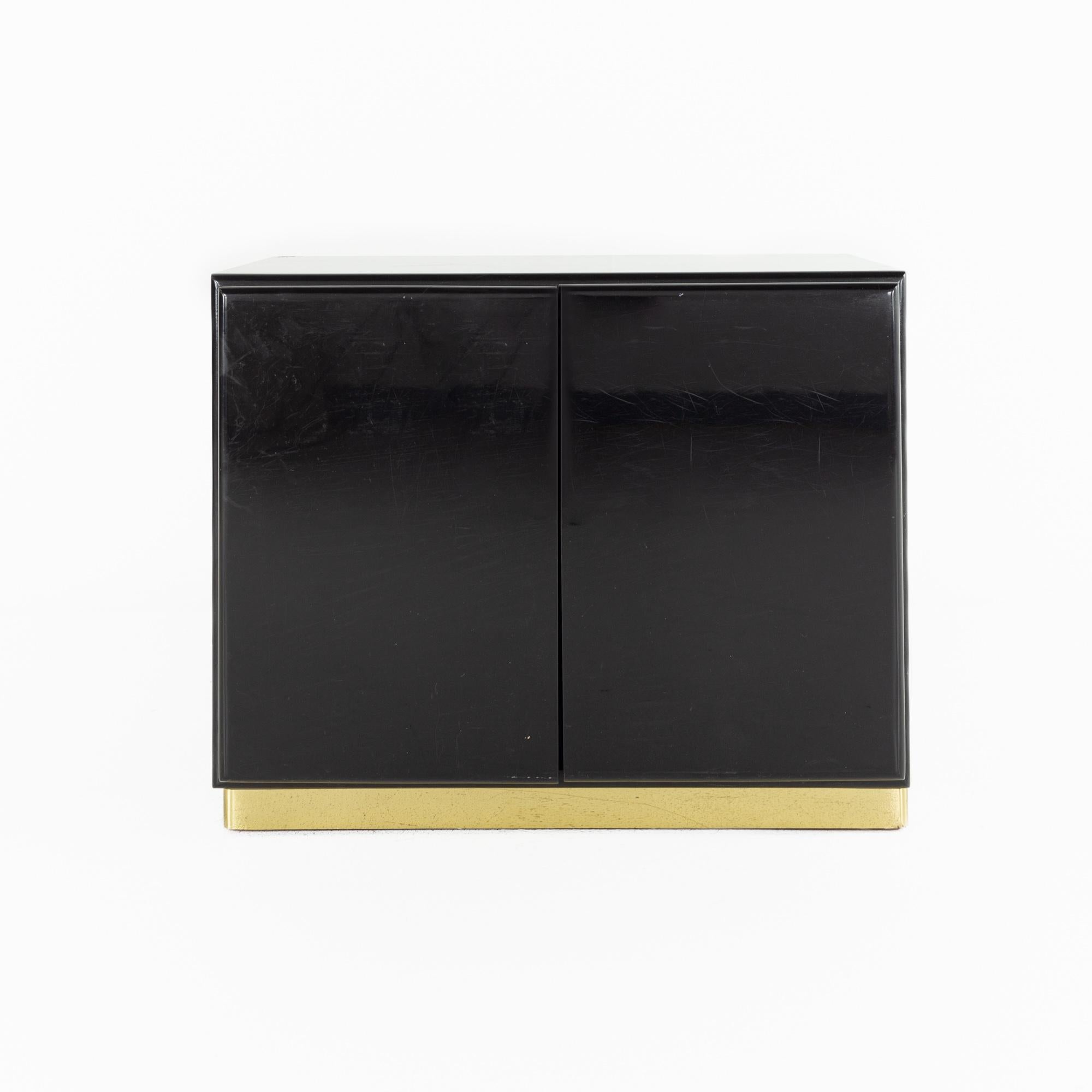 Milo Baughman for Thayer Coggin Mid Century Black Lacquer and Brass Nightstands  For Sale 1