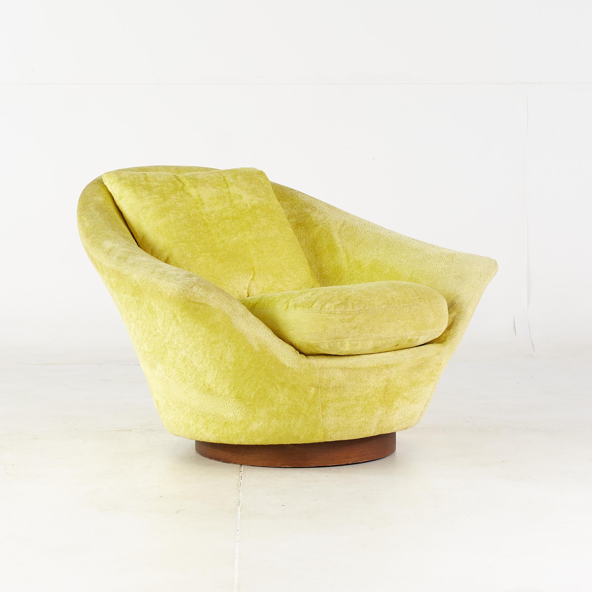 Fauteuil de salon mi-siècle Milo Baughman pour Thayer Coggin avec pouf en vente 2