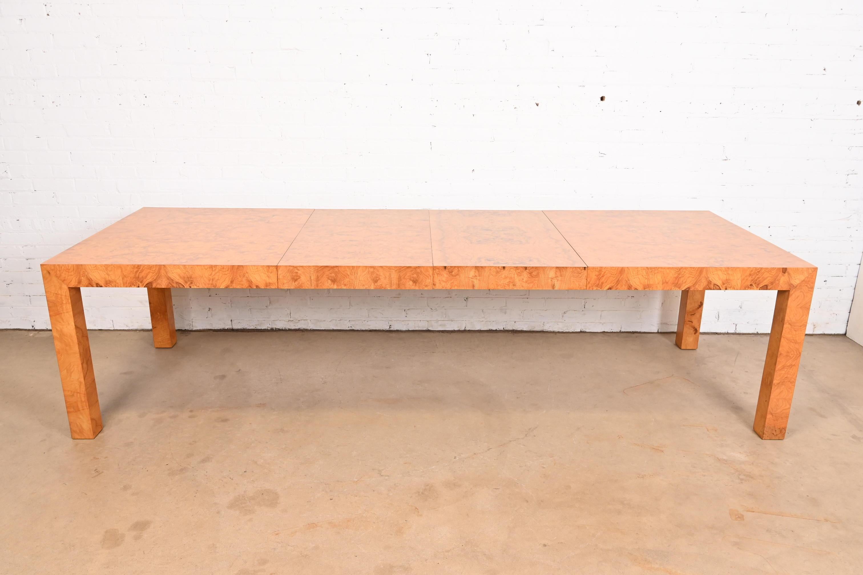 Américain Table Parsons de Milo Baughman pour Thayer Coggin, mi-siècle moderne en bois de ronce en vente