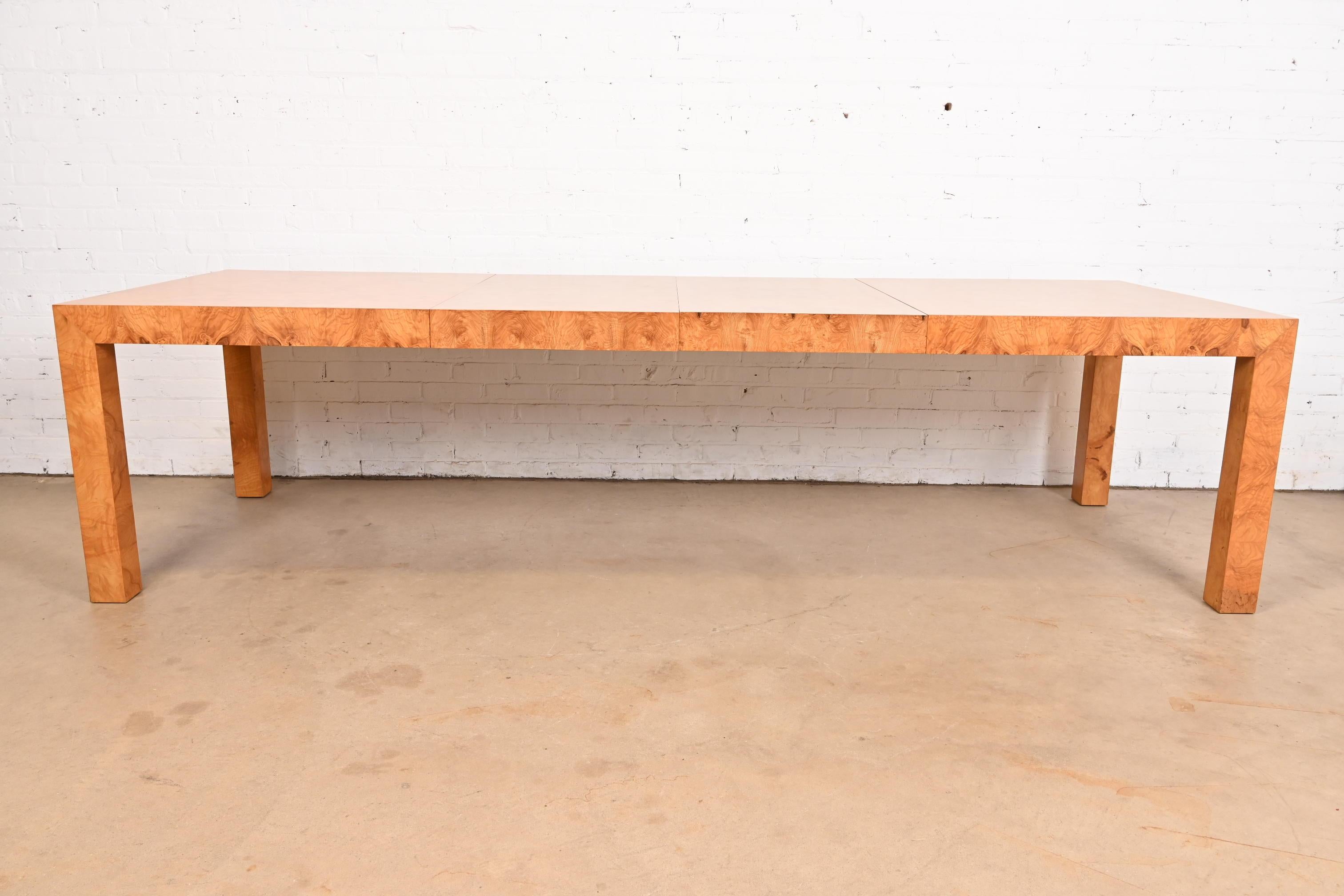 Table Parsons de Milo Baughman pour Thayer Coggin, mi-siècle moderne en bois de ronce Bon état - En vente à South Bend, IN