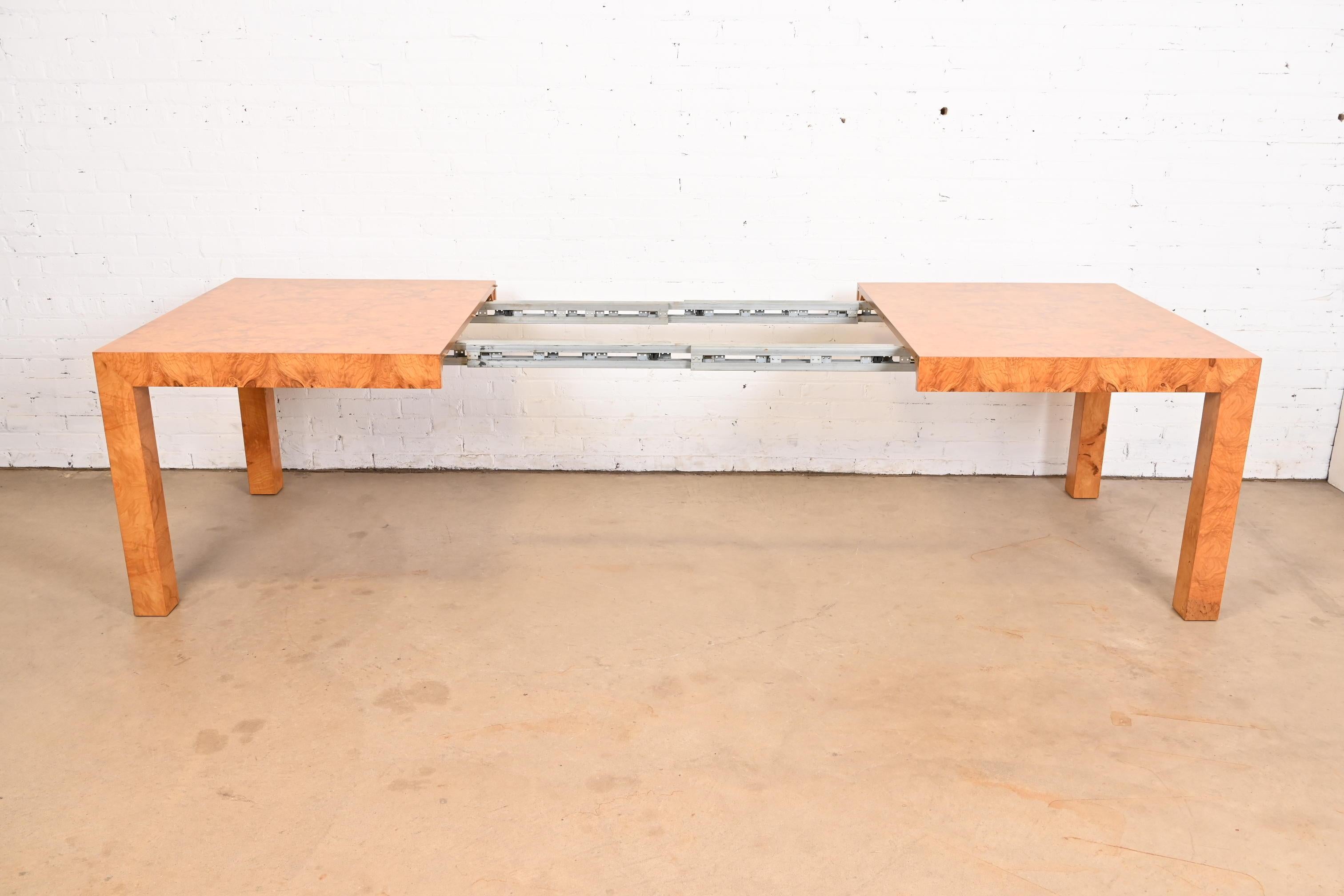 Broussin Table Parsons de Milo Baughman pour Thayer Coggin, mi-siècle moderne en bois de ronce en vente