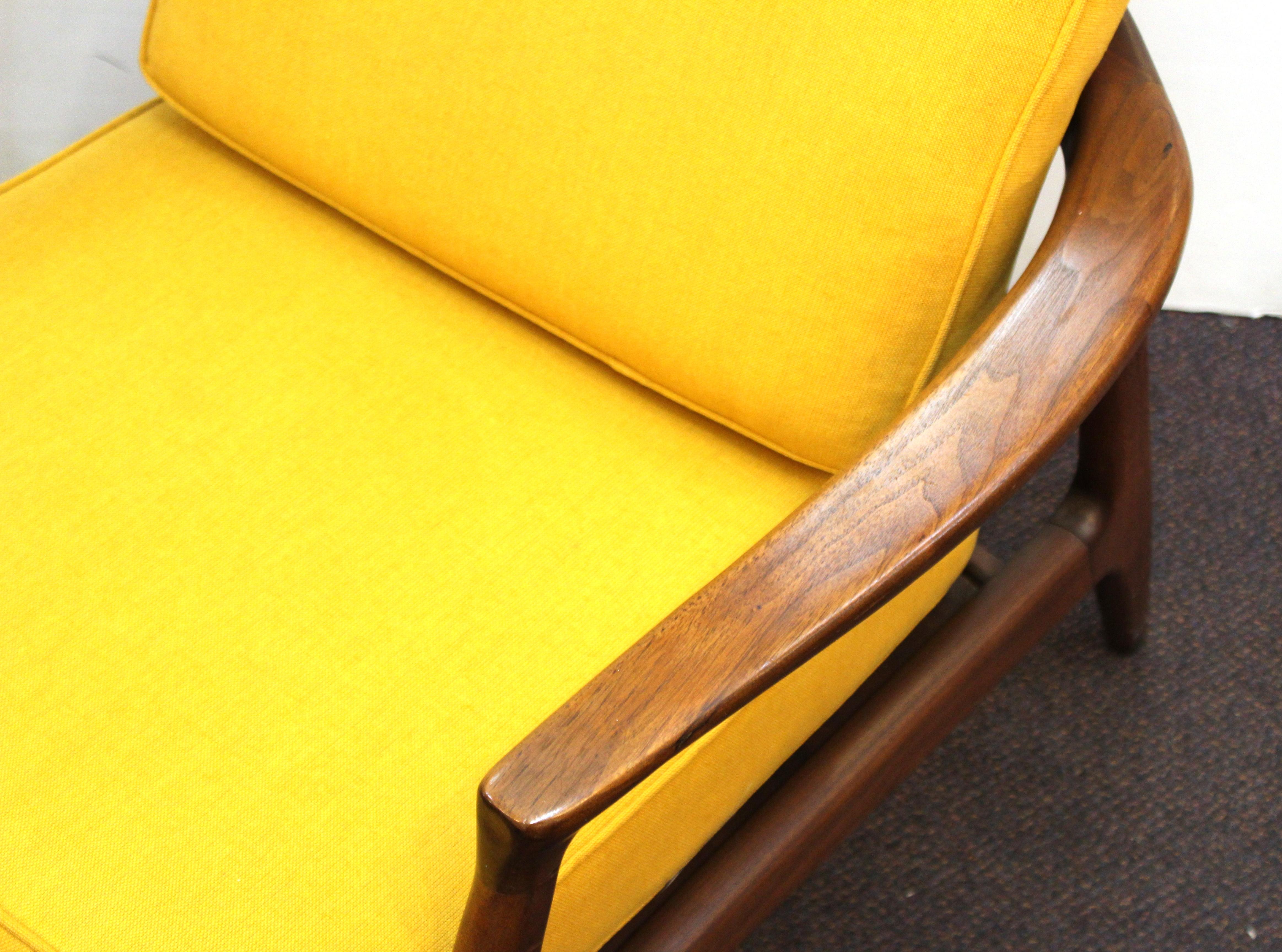 American Milo Baughman for Thayer Coggin Mid-Century Modern Lounge Chairs