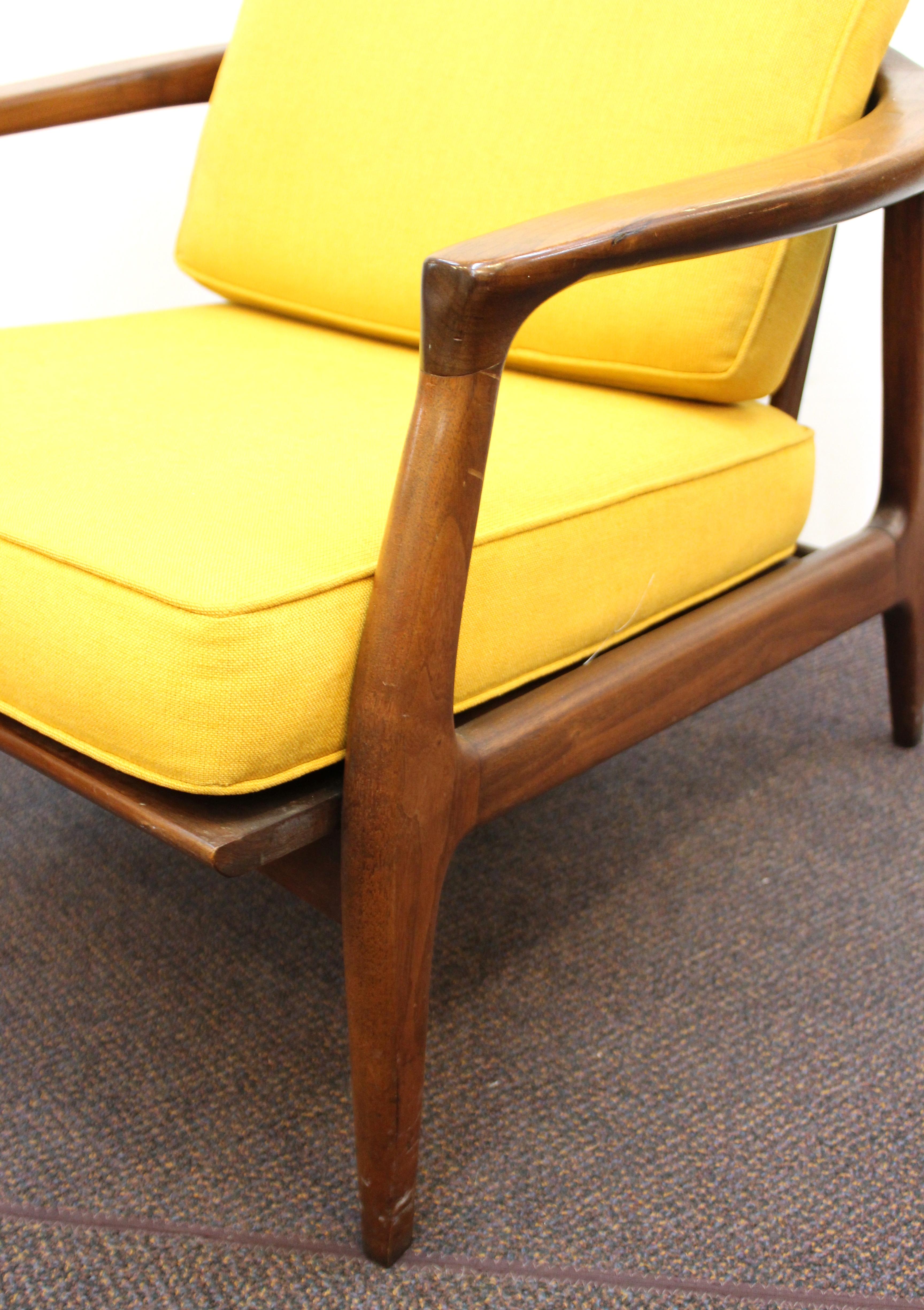 Milo Baughman for Thayer Coggin Mid-Century Modern Lounge Chairs In Good Condition In New York, NY