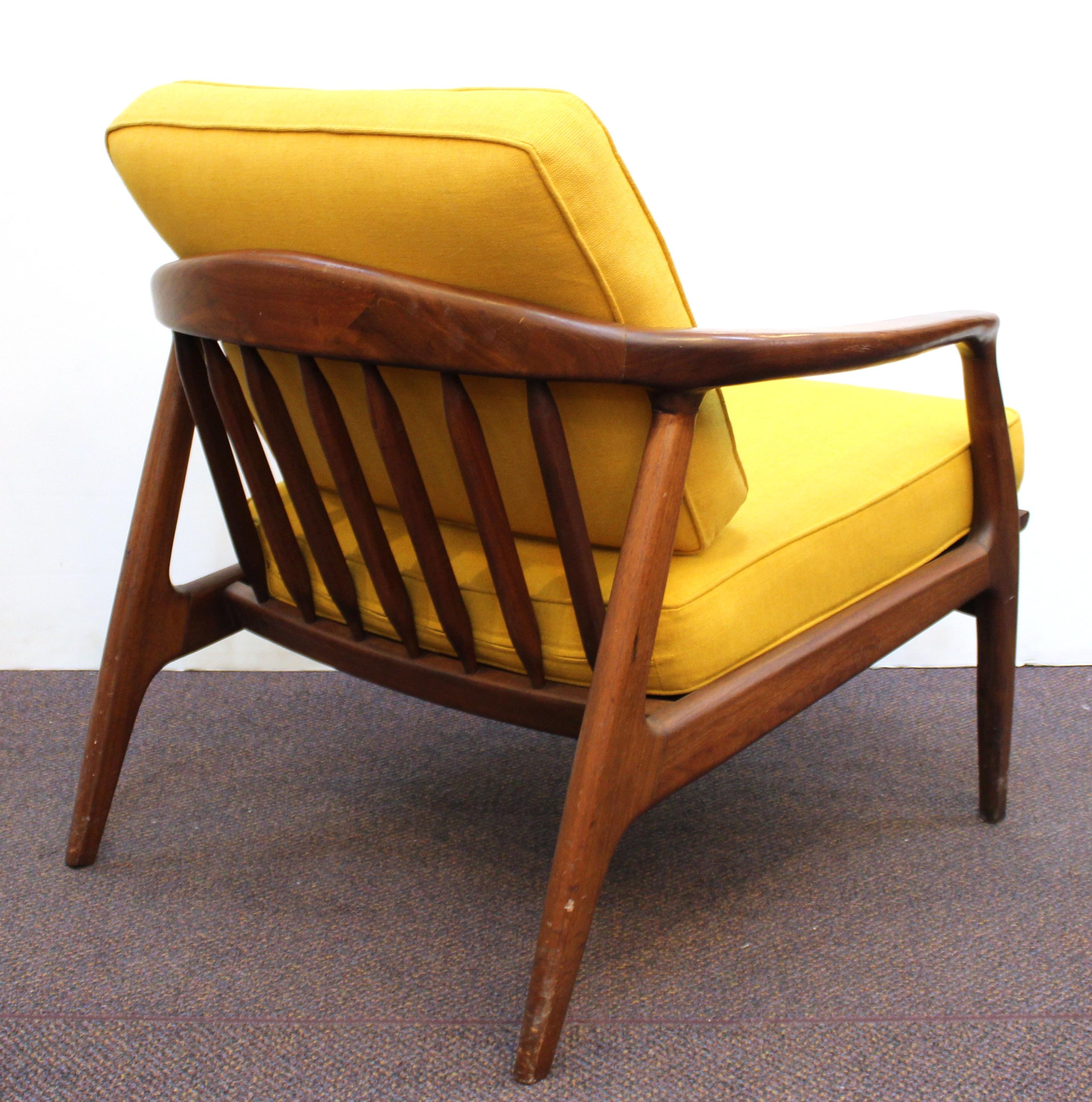 Milo Baughman for Thayer Coggin Mid-Century Modern Lounge Chairs 1
