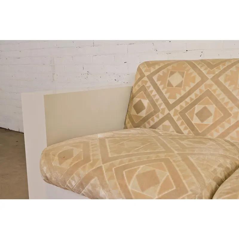 Milo Baughman for Thayer Coggin Mid-Century Modern Tuxedo Sofa, Circa 1970s For Sale 4