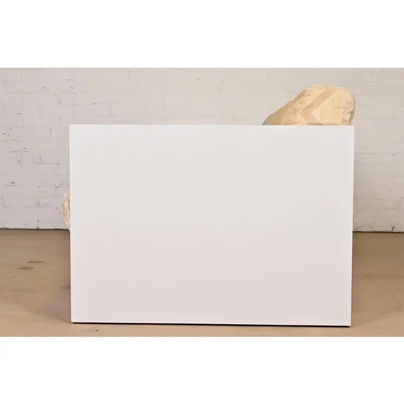 Milo Baughman for Thayer Coggin Mid-Century Modern Tuxedo Sofa, Circa 1970s For Sale 5