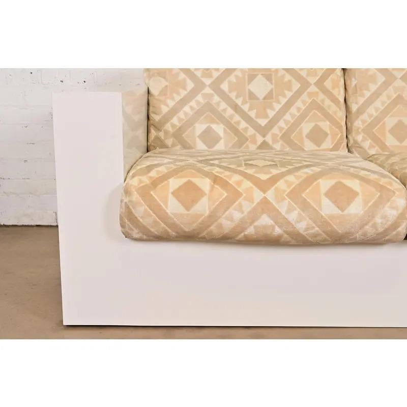 Milo Baughman pour Thayer Coggin Canapé Tuxedo moderne du milieu du siècle, circa 1970 en vente 2