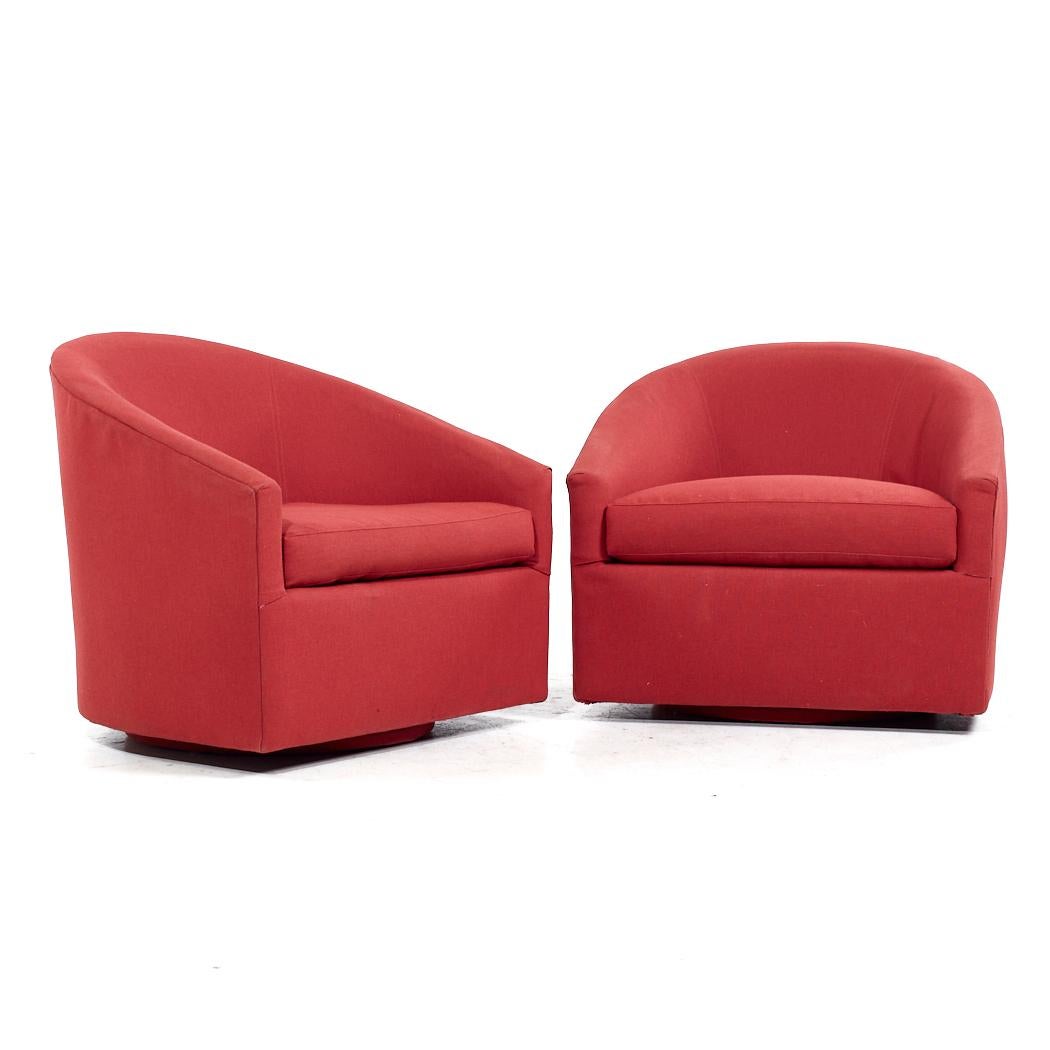 Milo Baughman for Thayer Coggin Mid Century Swivel Lounge Chairs - Pair

Each lounge chair measures: 34 wide x 32 deep x 31.5 high, with a seat height of 19 and arm height/chair clearance 20 inches

All pieces of furniture can be had in what we call