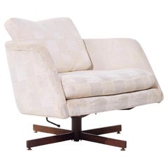 Milo Baughman for Thayer Coggin Mid Century Swivel Tilt Lounge Chair