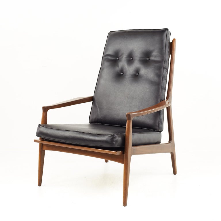 Late 20th Century Milo Baughman for Thayer Coggin Mid-Century Walnut Archie Lounge Chairs, a Pair For Sale