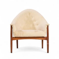 Milo Baughman for Thayer Coggin Mid Century Walnut Tufted Lounge Chair