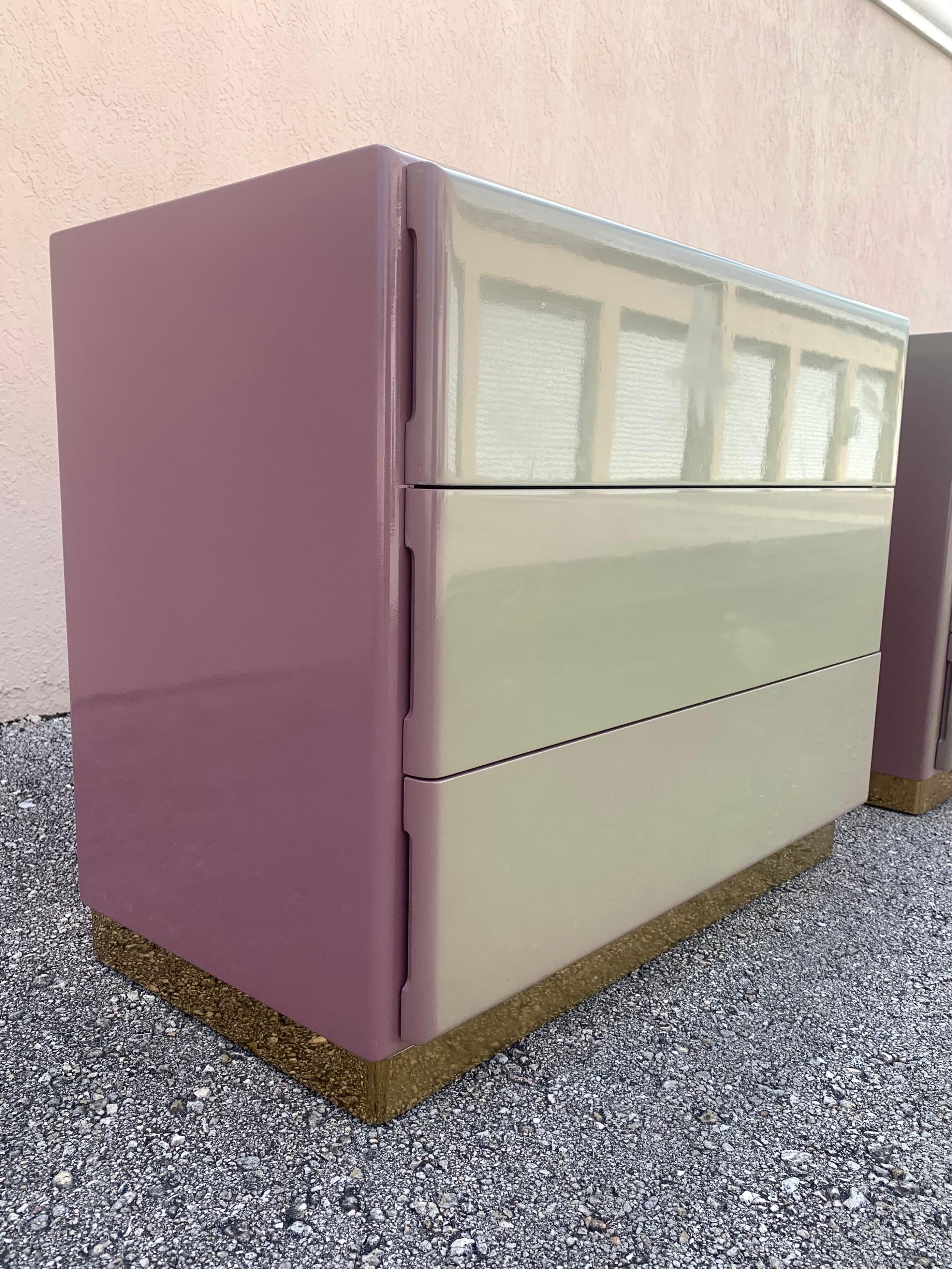 Mid-Century Modern Milo Baughman for Thayer Coggin Night Stands in Jade and Magenta For Sale