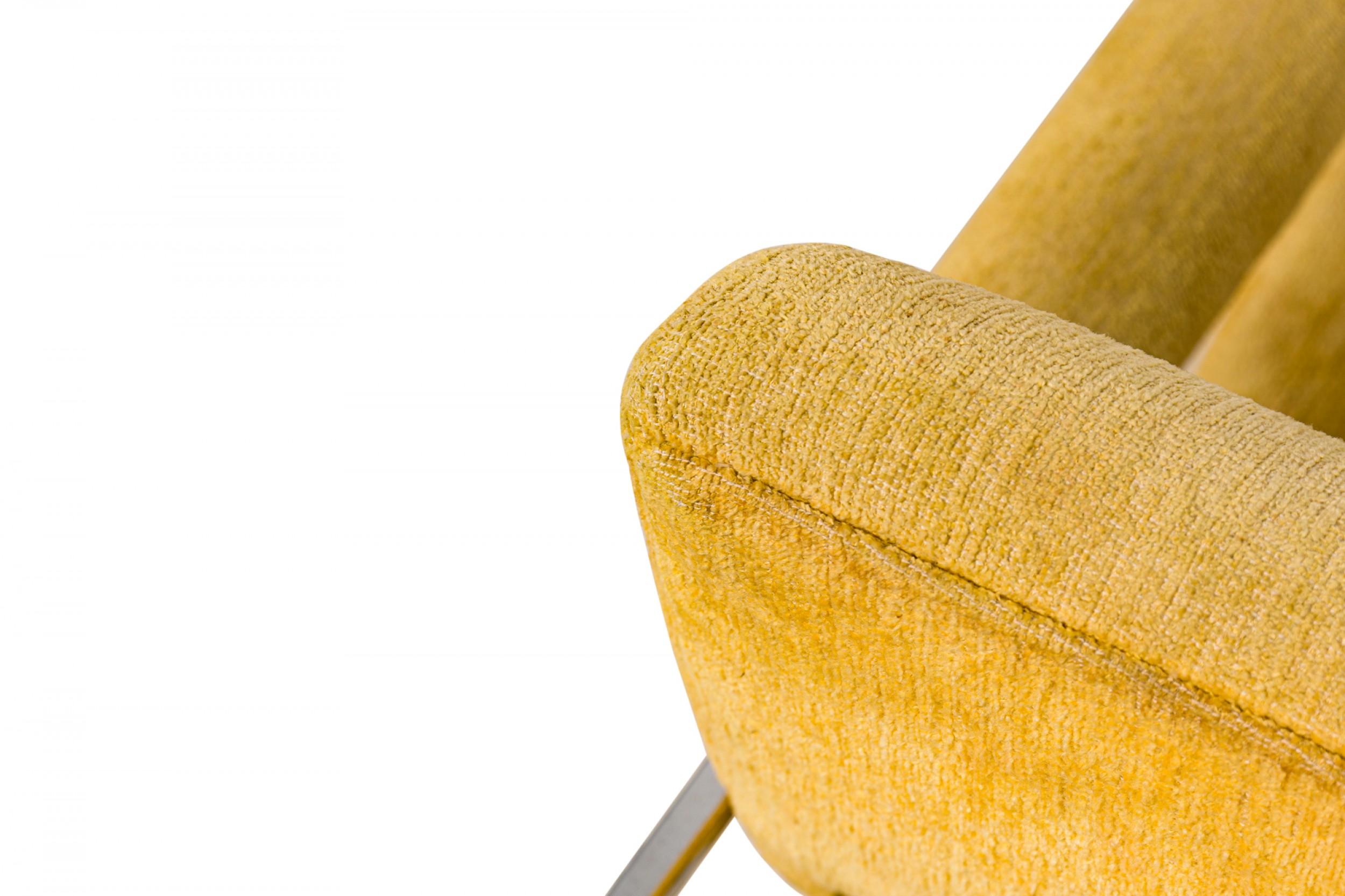 Métal Fauteuil de salon/fauteuil Scoop tapissé jaune pâle Milo Baughman pour Thayer Coggin en vente