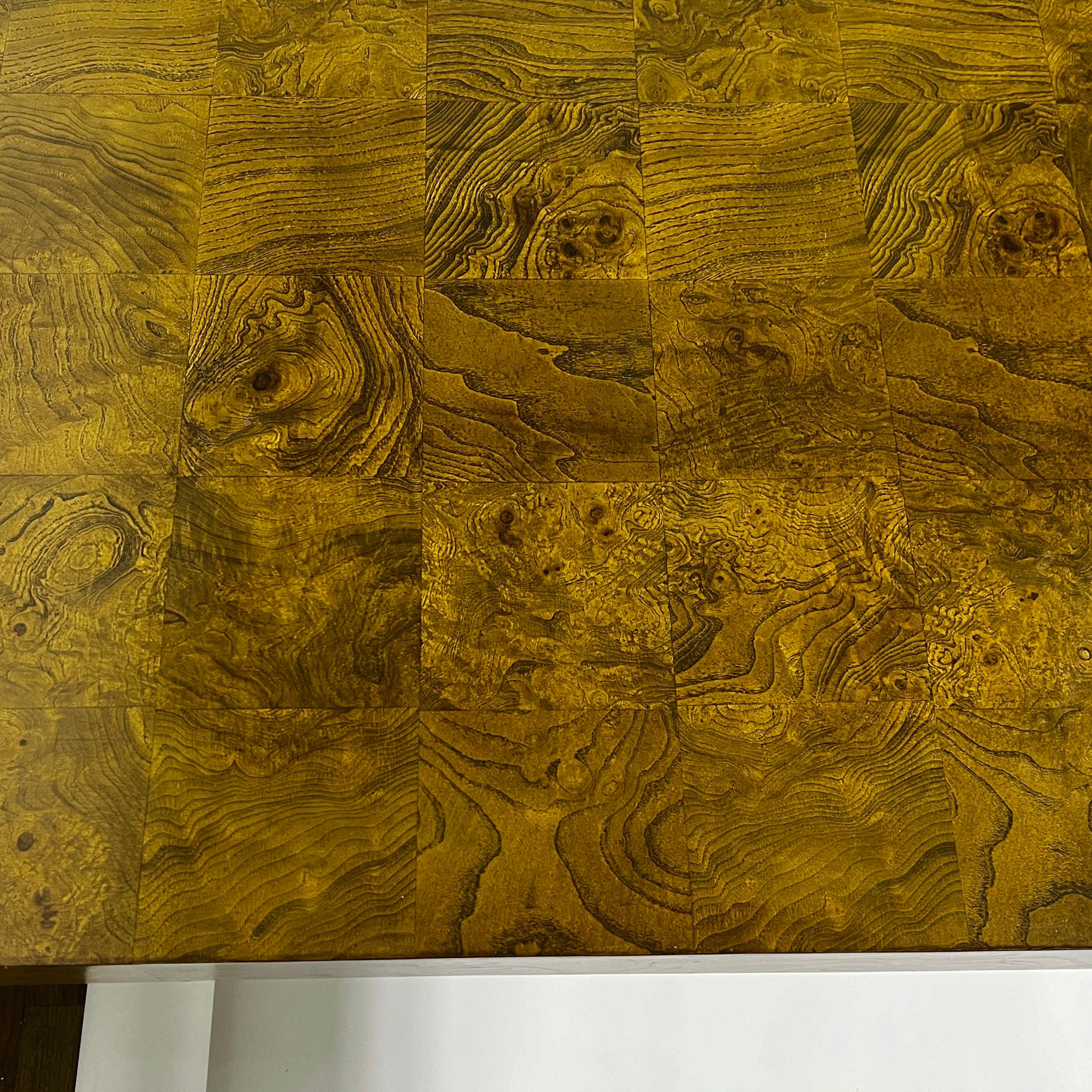 Chrome Milo Baughman for Thayer Coggin Patchwork Patchwork Burl Wood Dining Table Circa 1970 en vente