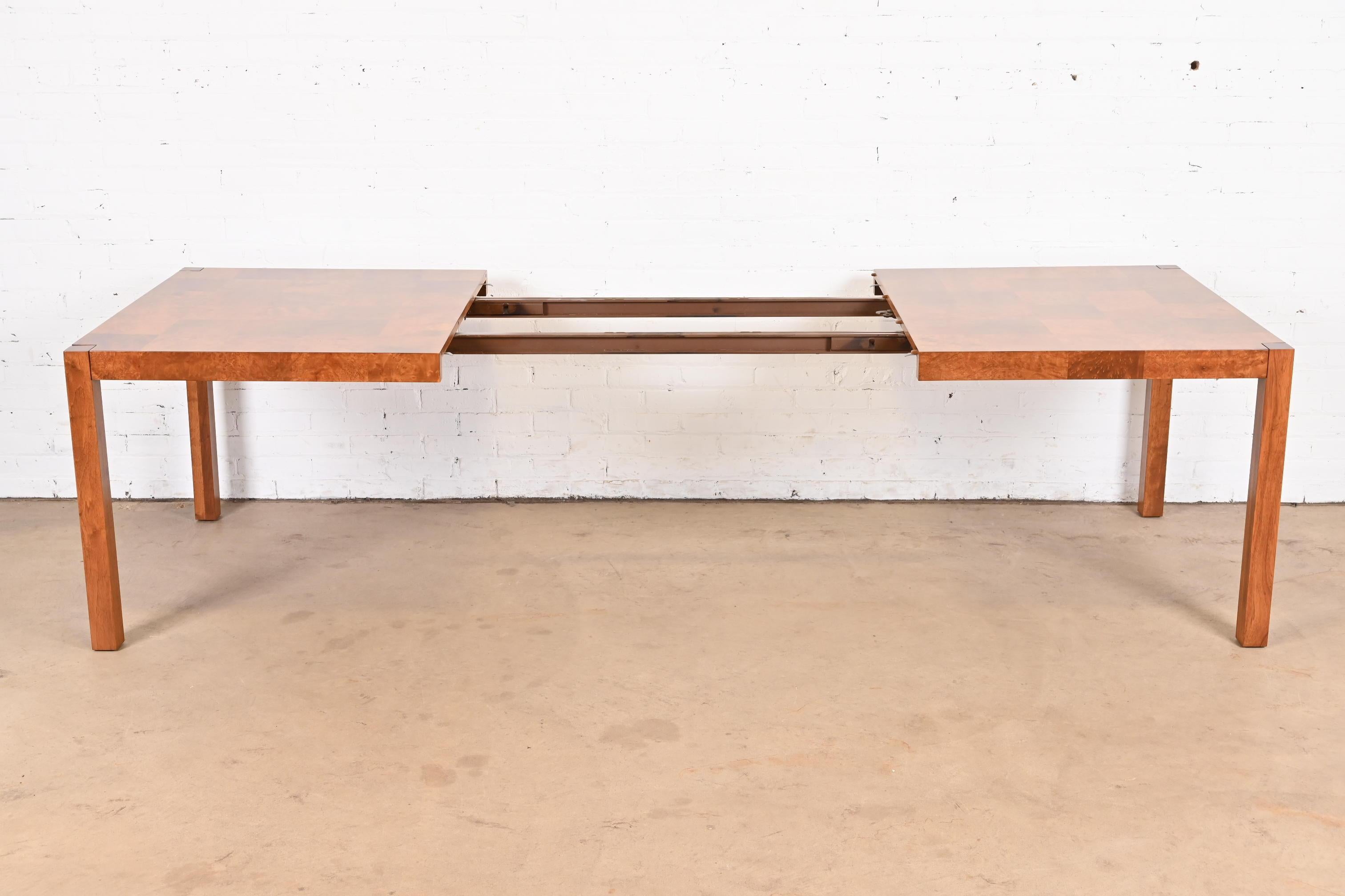 Table de salle à manger Parsons en broussin patchwork de Milo Baughman pour Thayer Coggin en vente 2