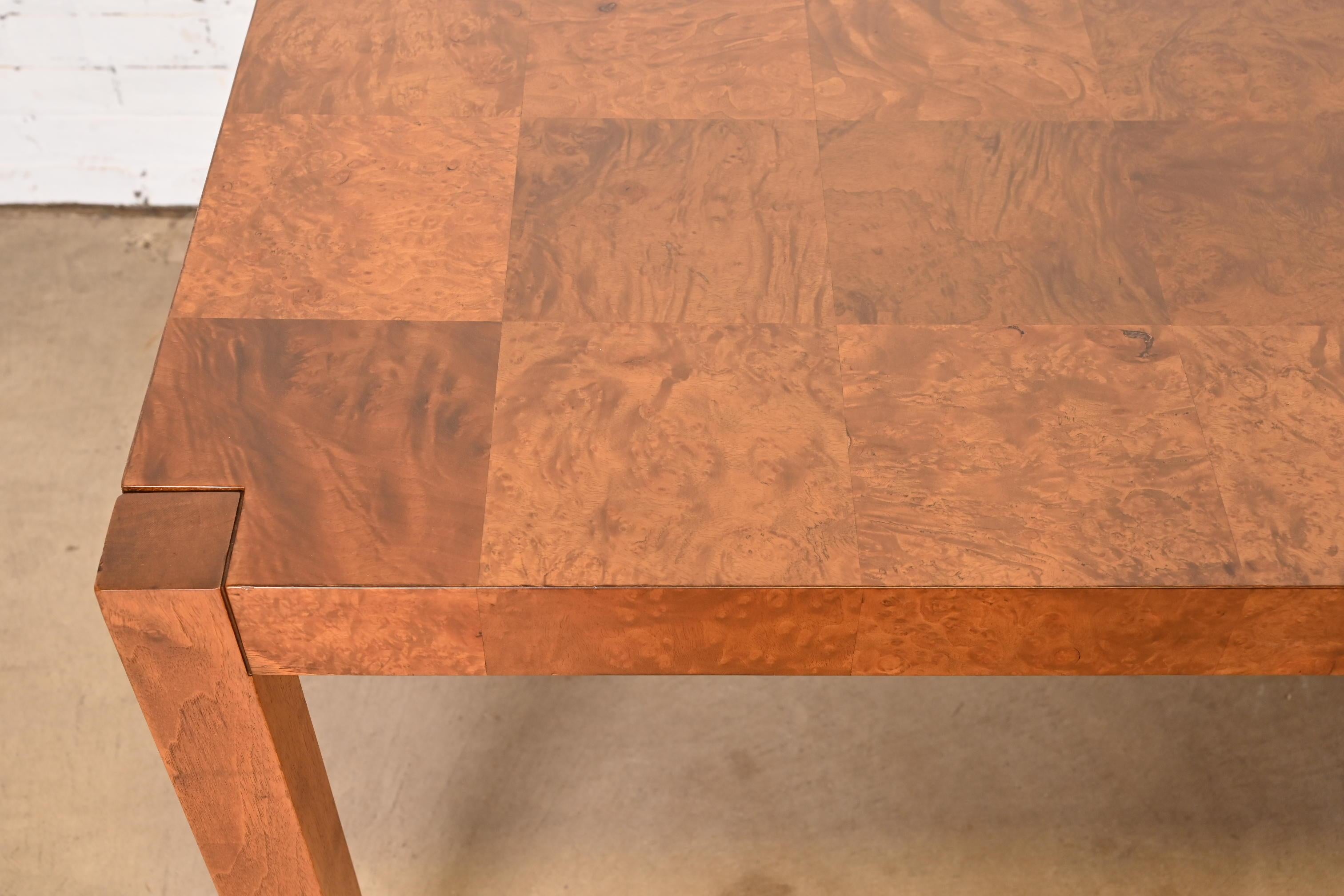 Table de salle à manger Parsons en broussin patchwork de Milo Baughman pour Thayer Coggin en vente 1